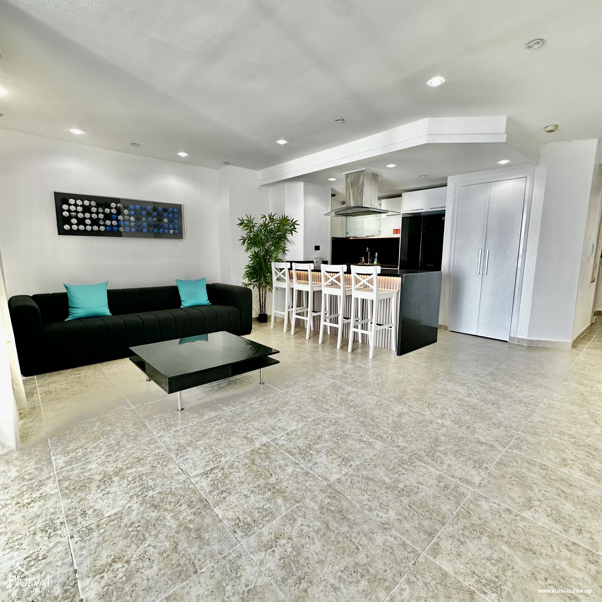 Venta de apartamento en primera línea de playa en Juan Dolio 362244