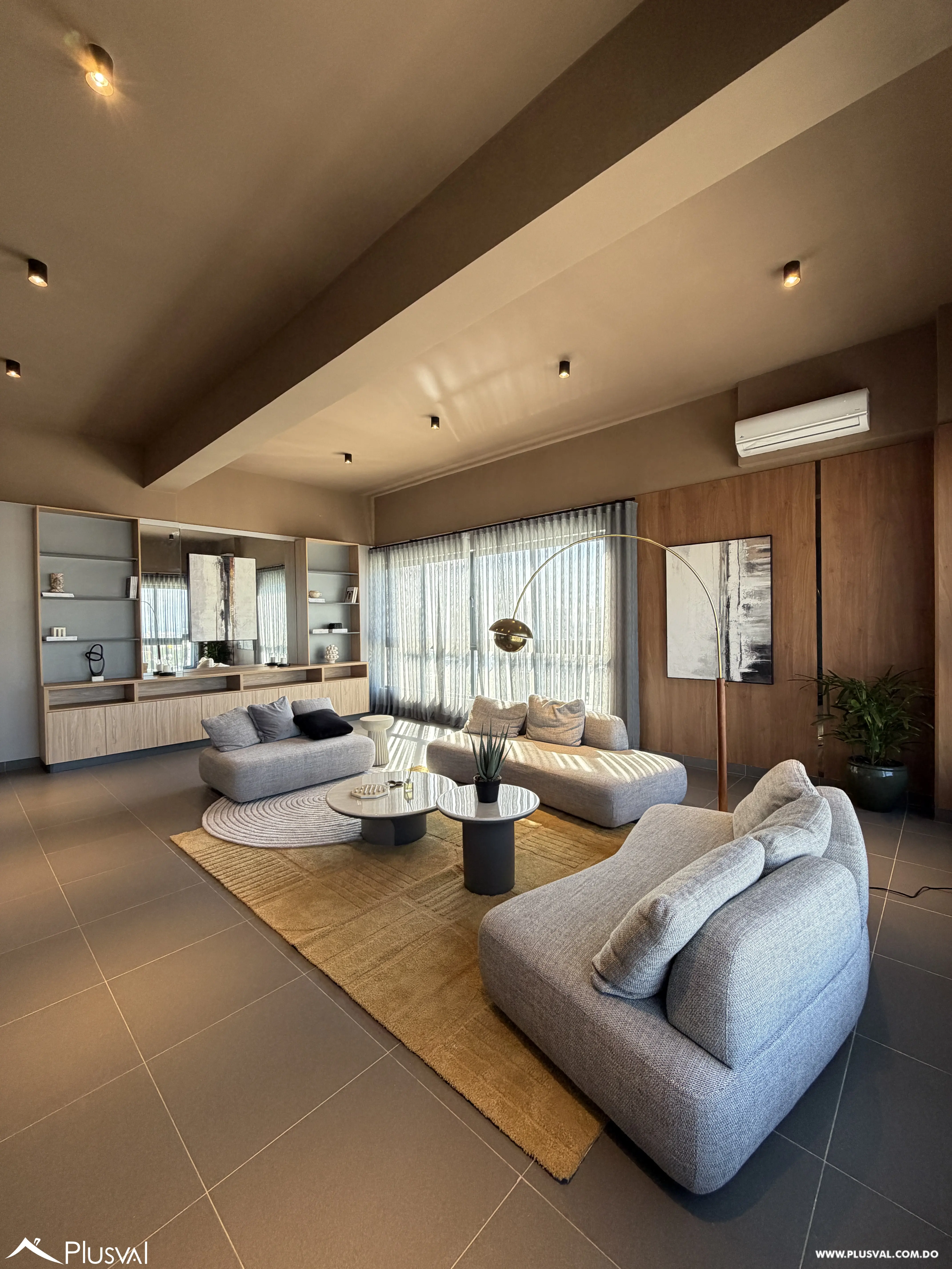 Naco | Piso Alto con Vistas | 2 Hab + 2.5 Baños 529353