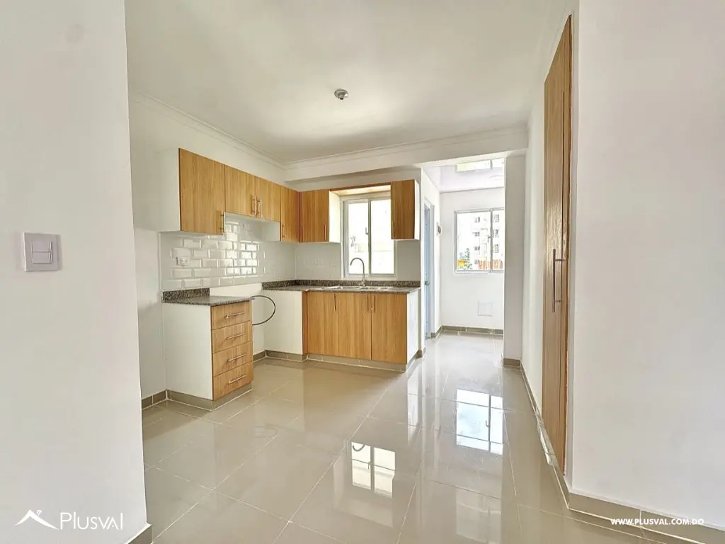 Apartamento en primer nivel, próximo al patio Colombia. 526023