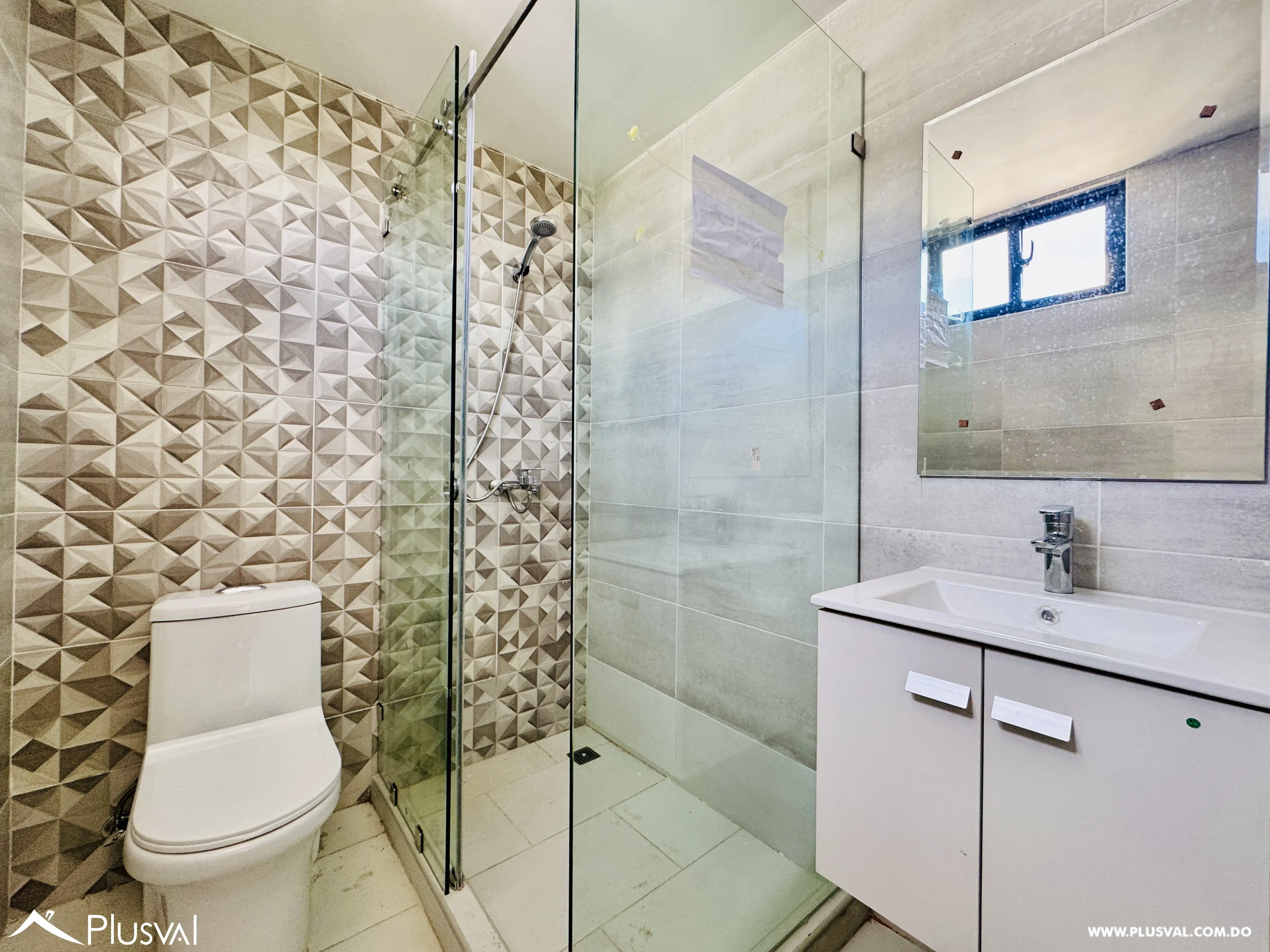 Amplio apartamento residencial en El Renacimiento 473963