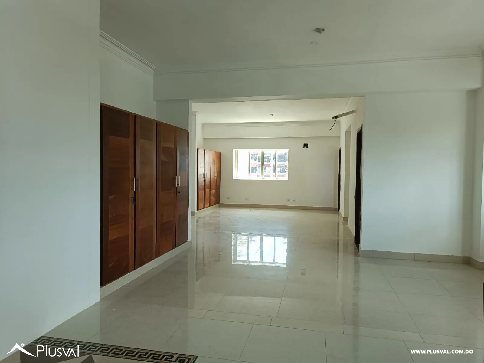 AMPLIOS LOCALES COMERCIALES EN ALQUILER EN BELLA VISTA 497358