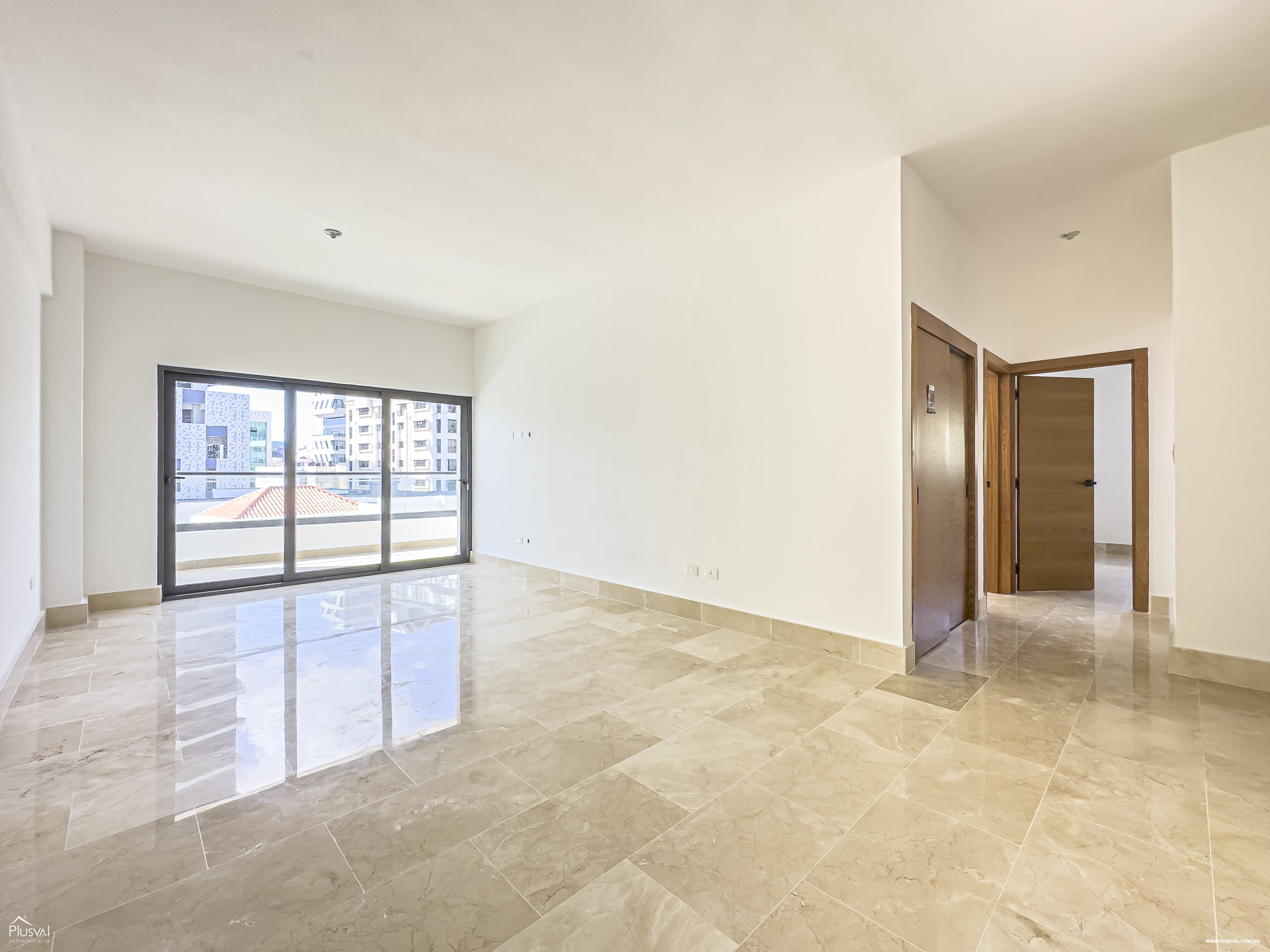 Apartamento en alquiler con línea blanca, Piantini. 284292