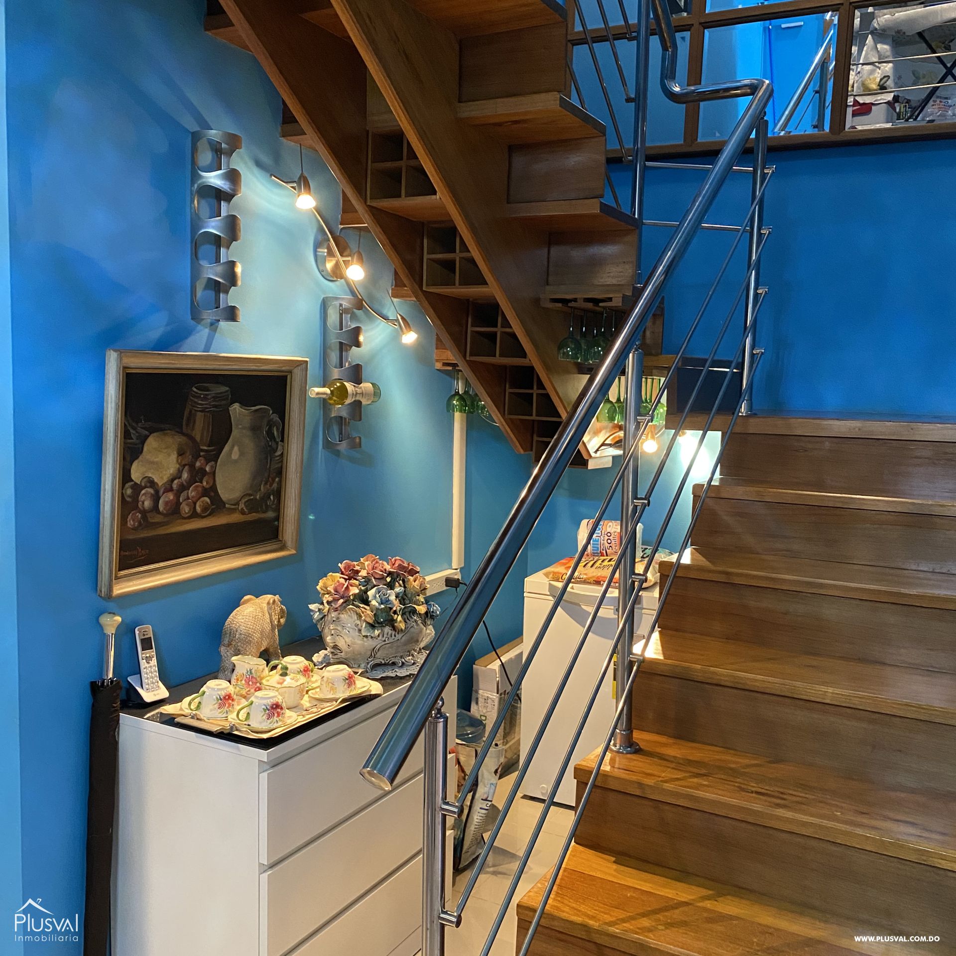 Amplio apartamento tipo penthouse en venta en renacimiento 379723
