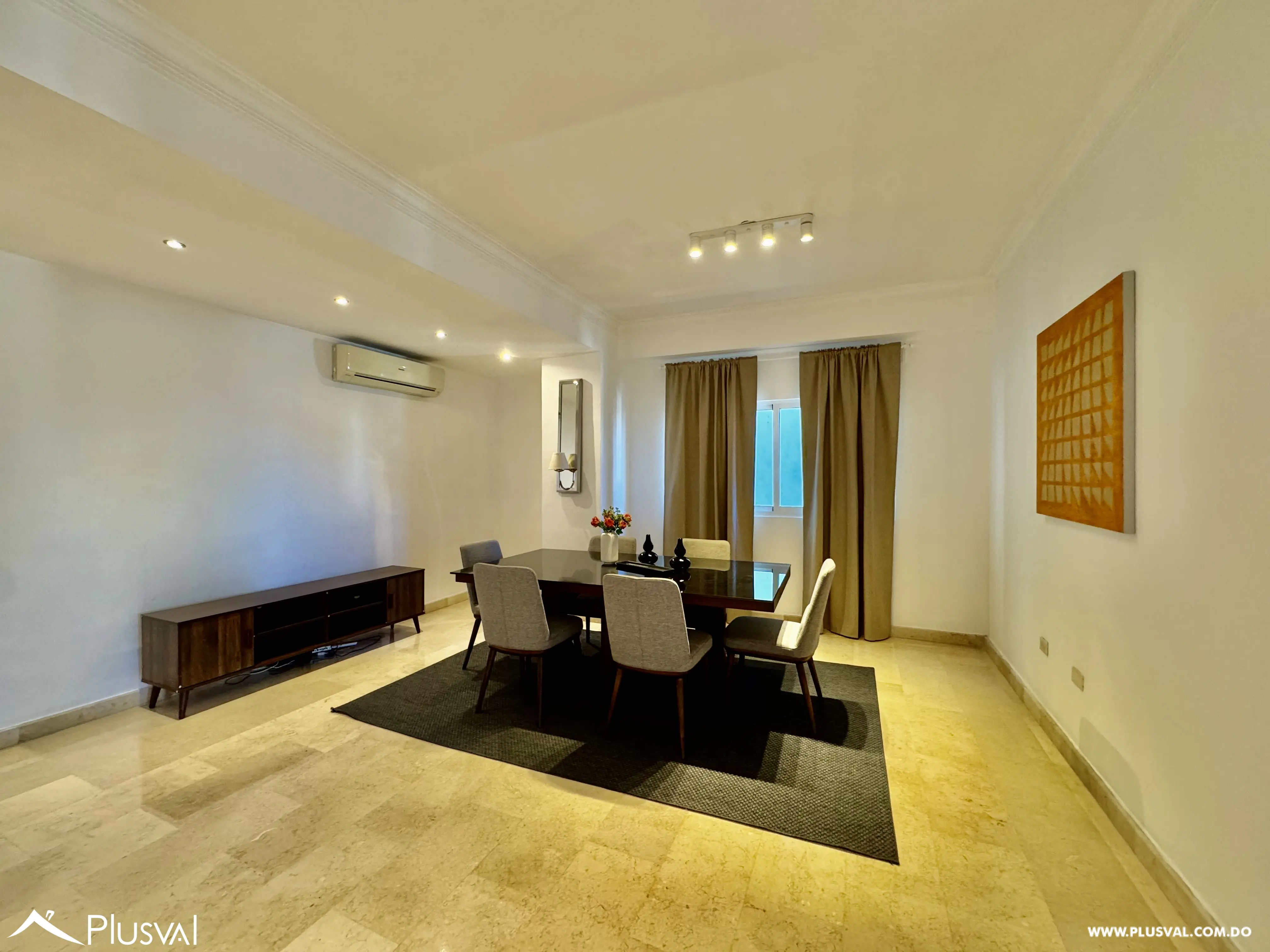 Alquilo Amplio y Maravilloso Apto. en una de las Zonas mas Exclusivas de La Esperilla 490514