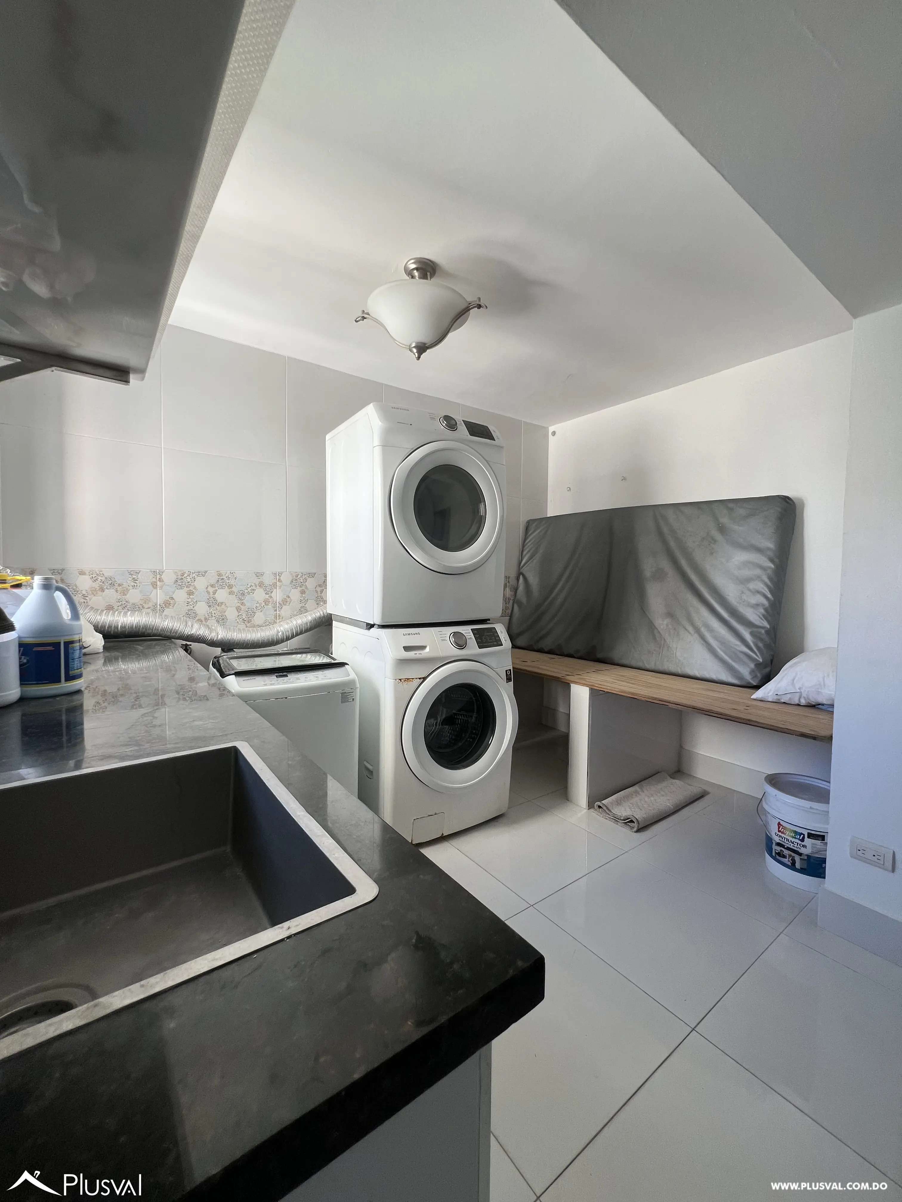 Hermoso y exclusivo apartamento en venta en La Esperilla. 475860