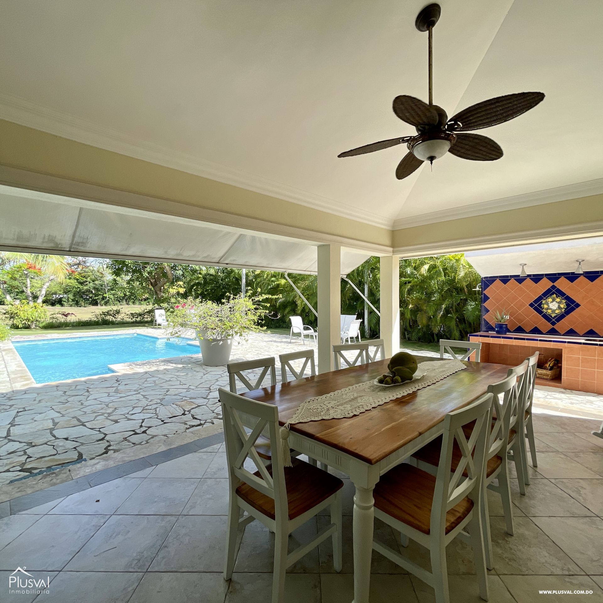 Villa en Alquiler AMUEBLADA, en Metro Country Club 219700