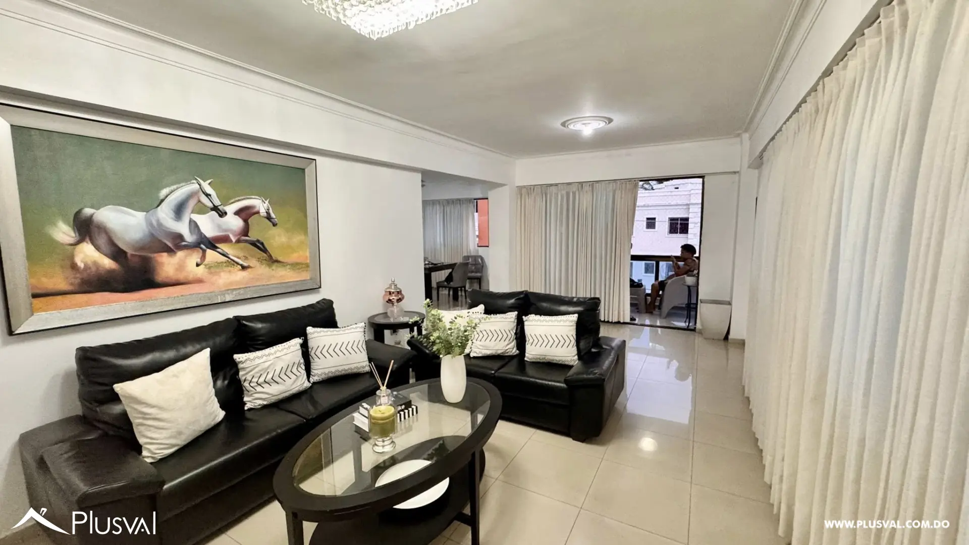 Apartamento en El Cacique con amplia terraza y vista al mar 463751