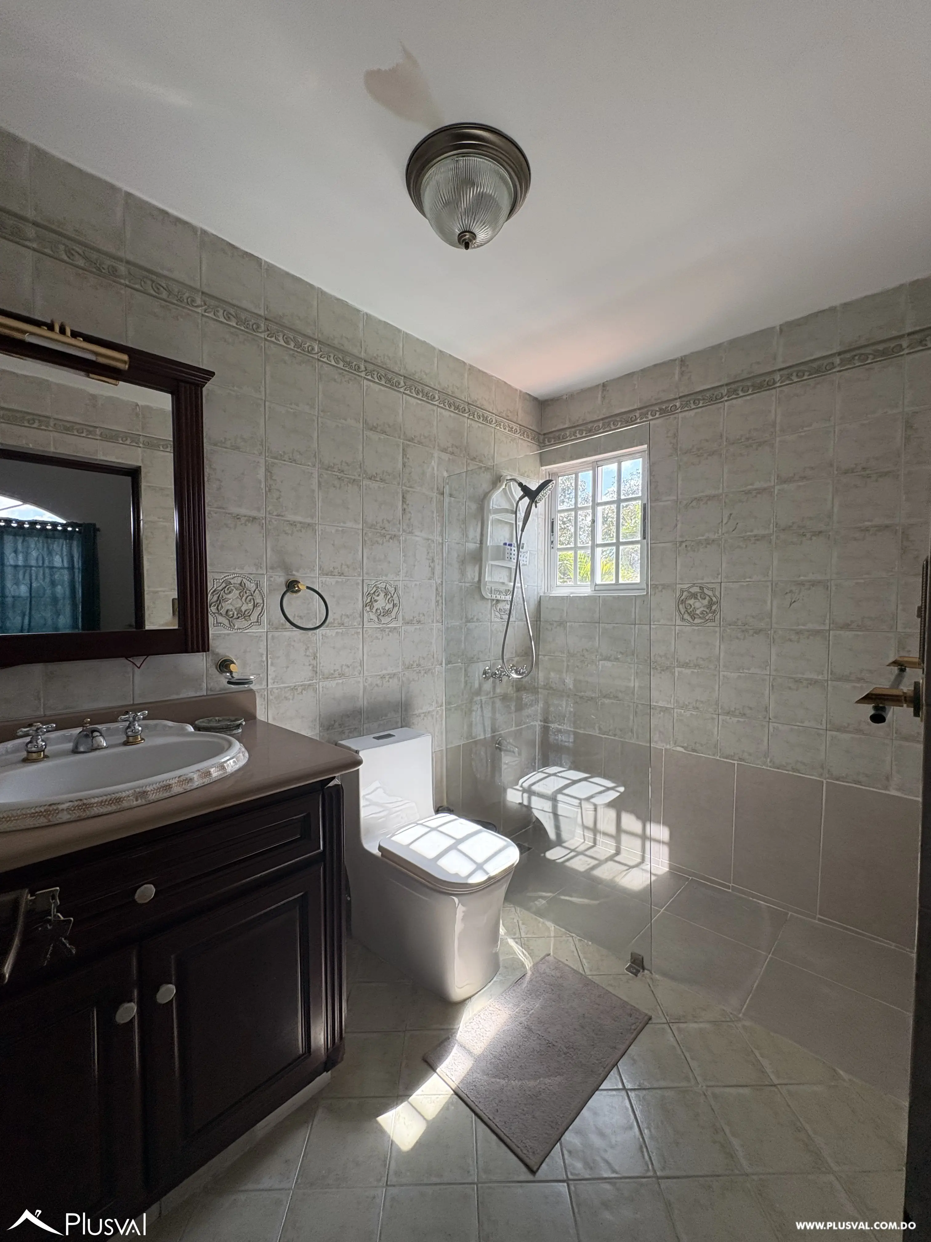 Casa en venta en Altos de Arroyo Hondo III con piscina y hermosa vista. 484721