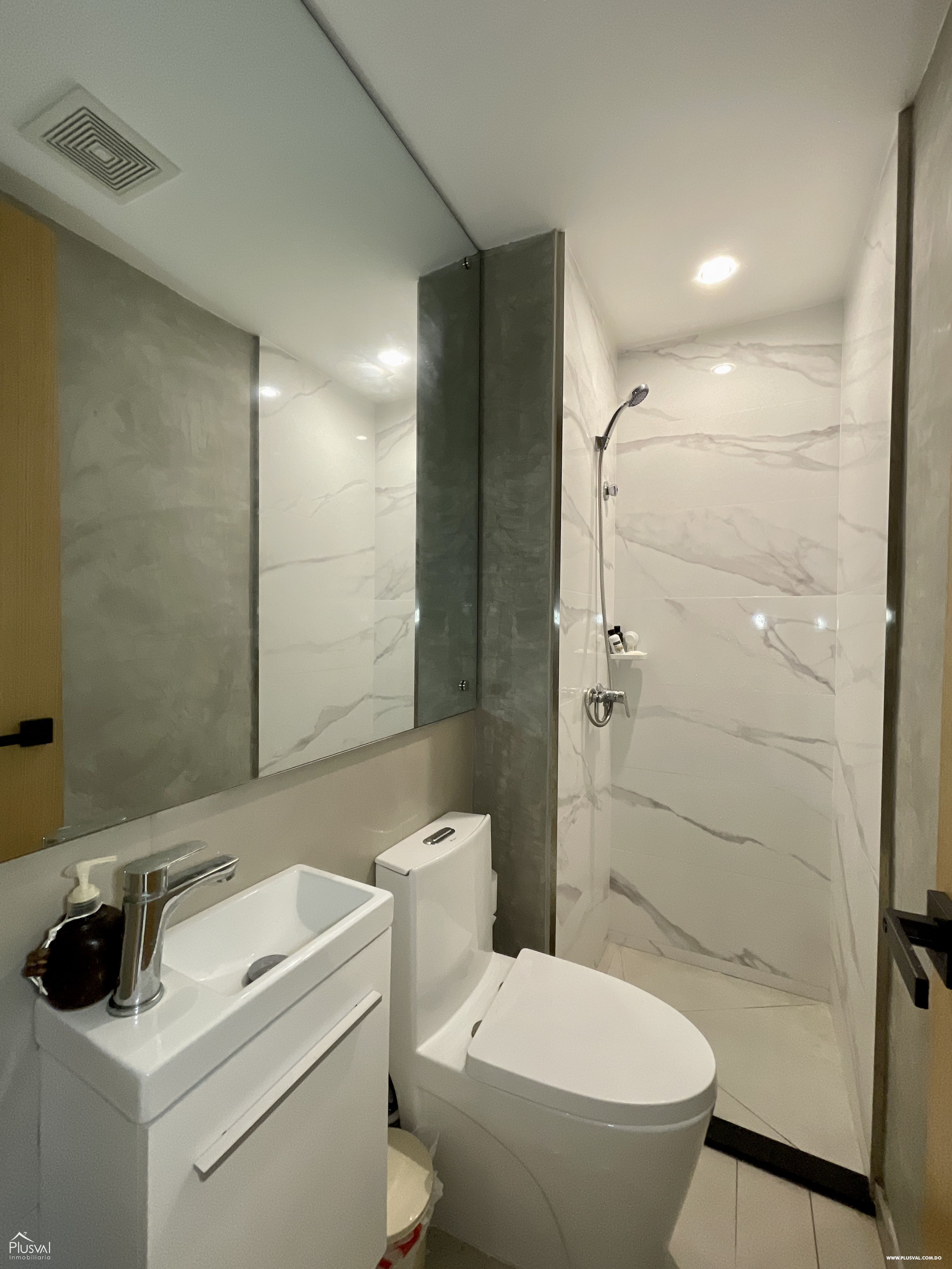 Venta Apartamento Moderno Amueblado en Evaristo Morales 248697