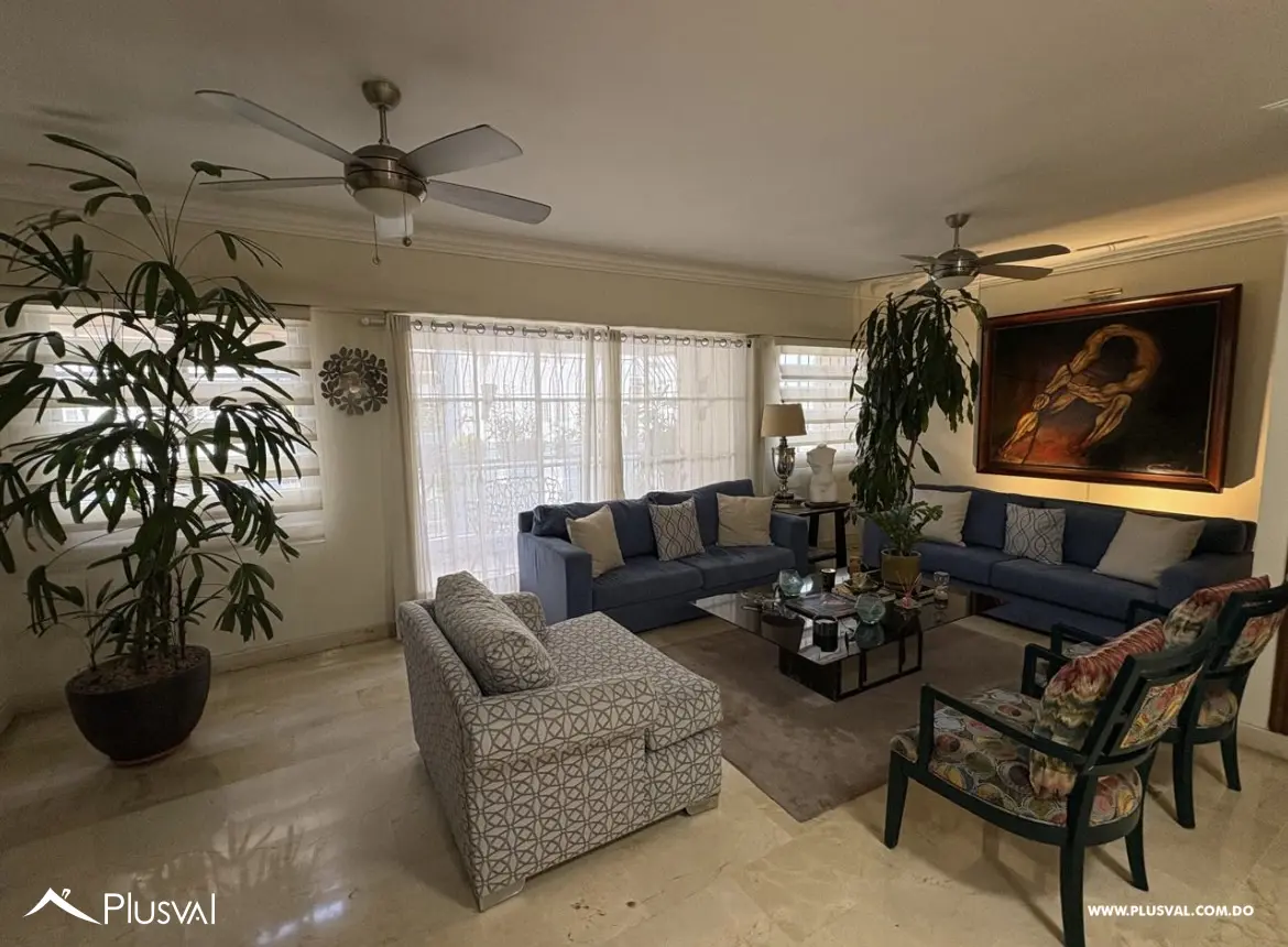 Amplio y hermoso apartamento en Naco 488166