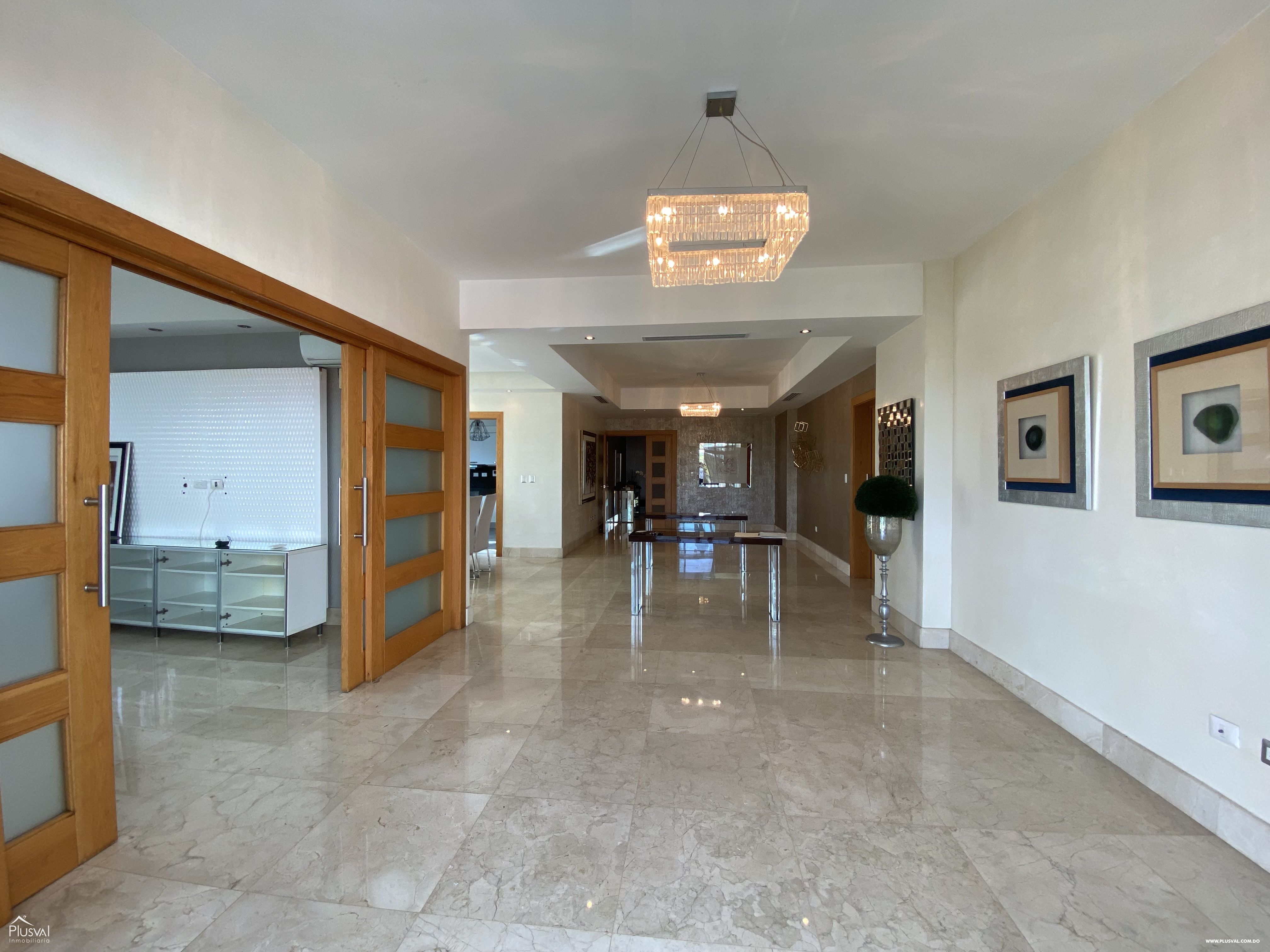 Alquilo Excelente Apartamento en el Corazón  Piantini 430598