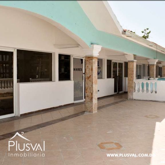 Plaza comercial Bavaro 270879