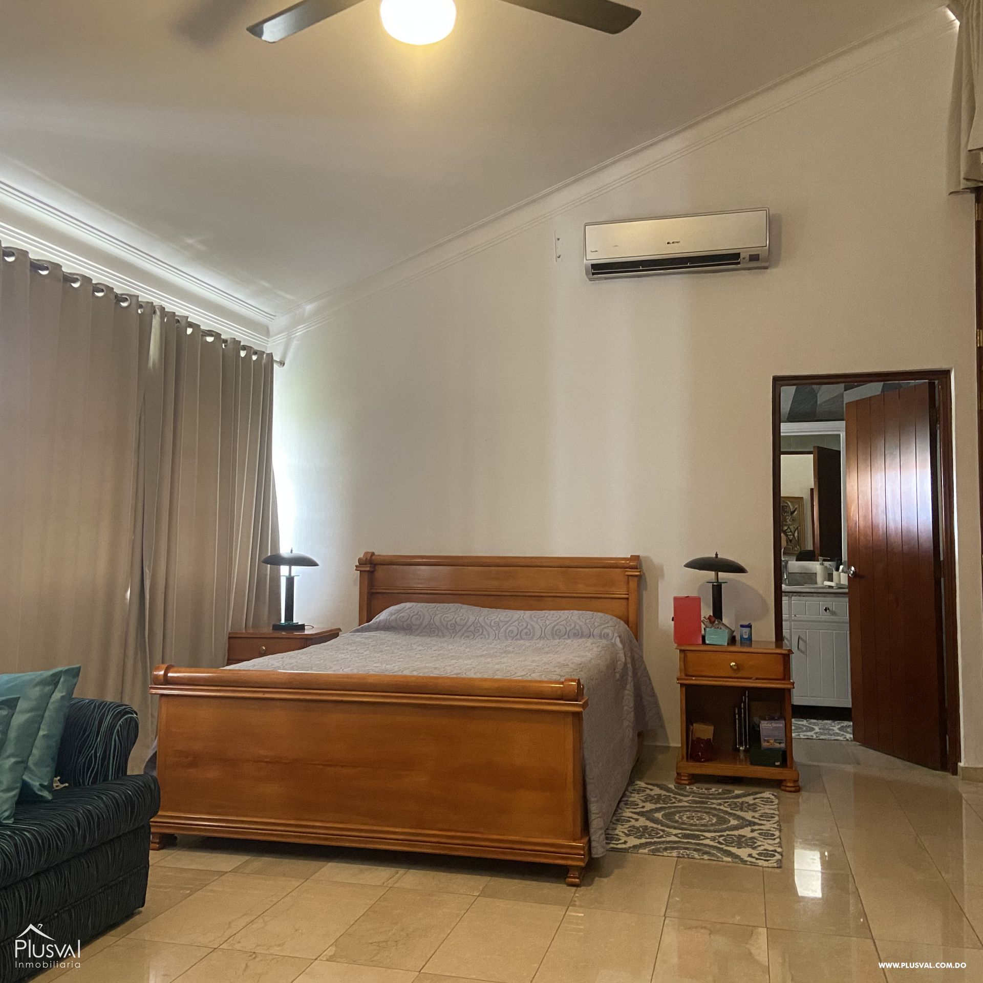 Casa en Venta, Cuesta Hermosa I 228054