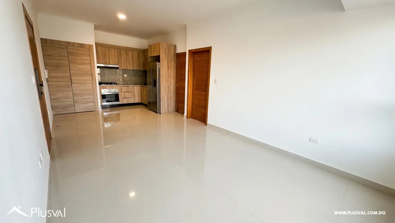 Moderno apartamento de 1 habitación en Renacimiento 491558