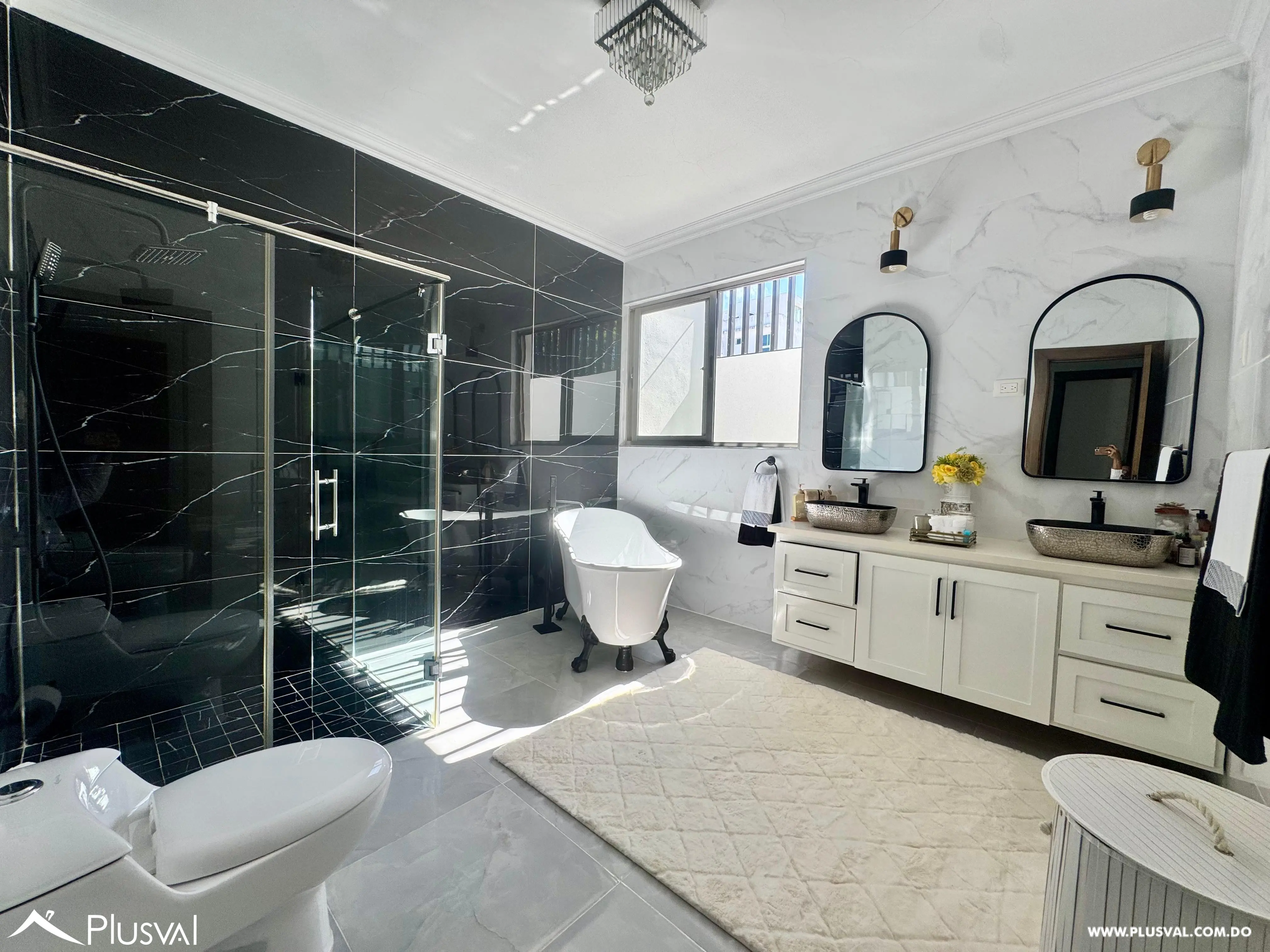 Casa en el Residencial Amanecer, Santiago 500718