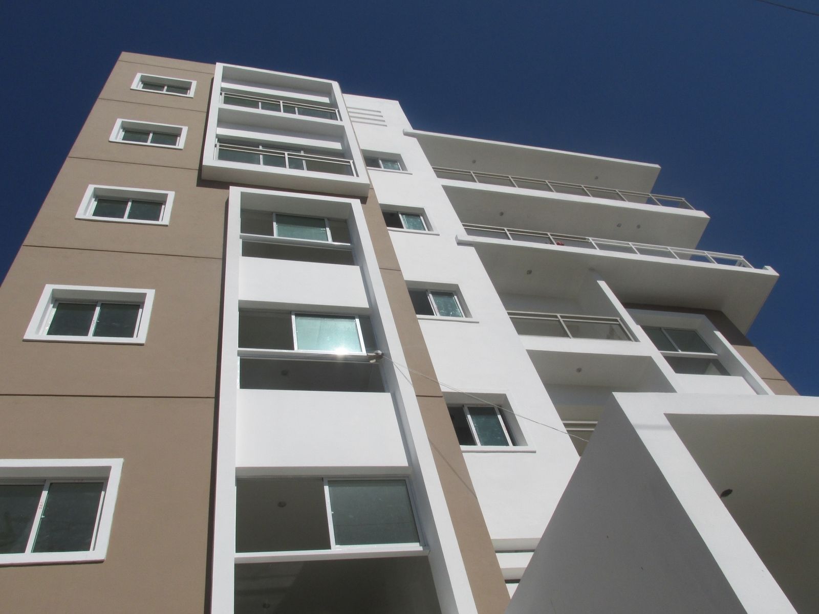 Alquiler amueblado en un 6to Piso de Gazcue 18304