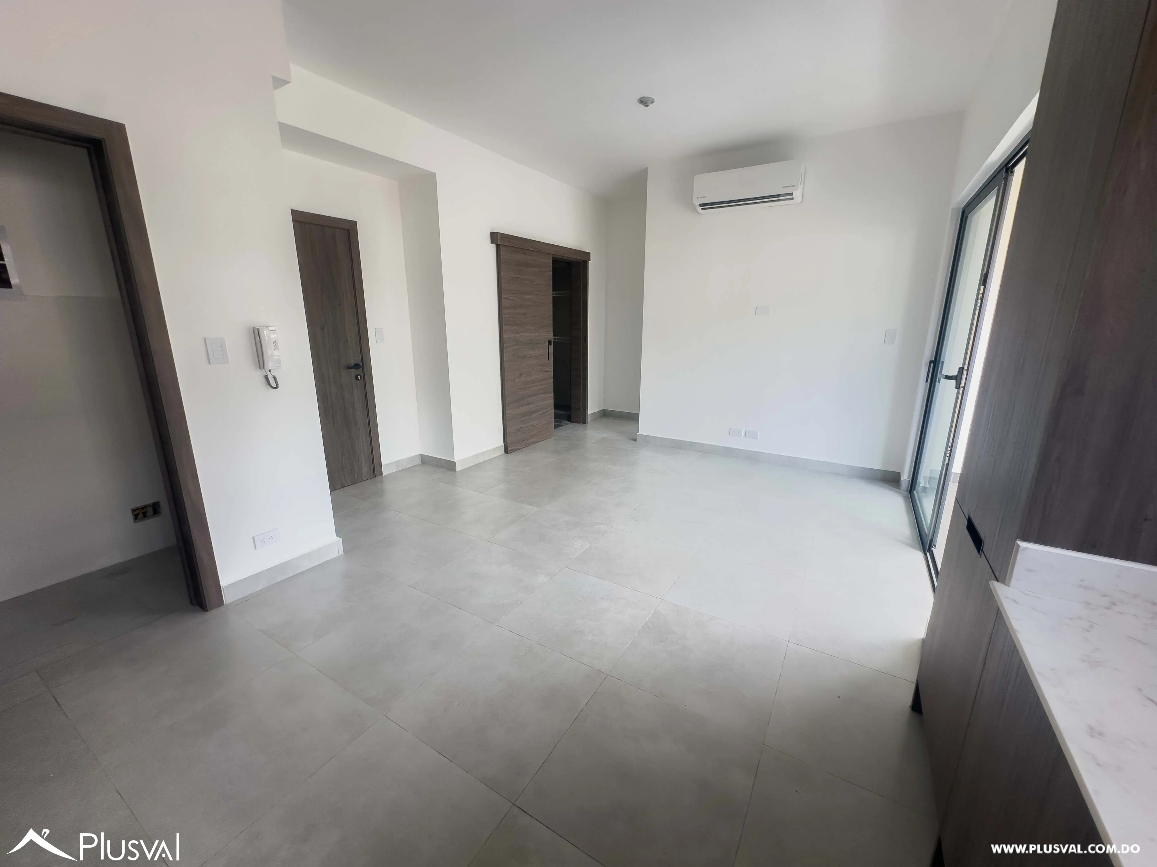 Apartamento en alquiler de 1 hab en Naco con linea blanca. 492636