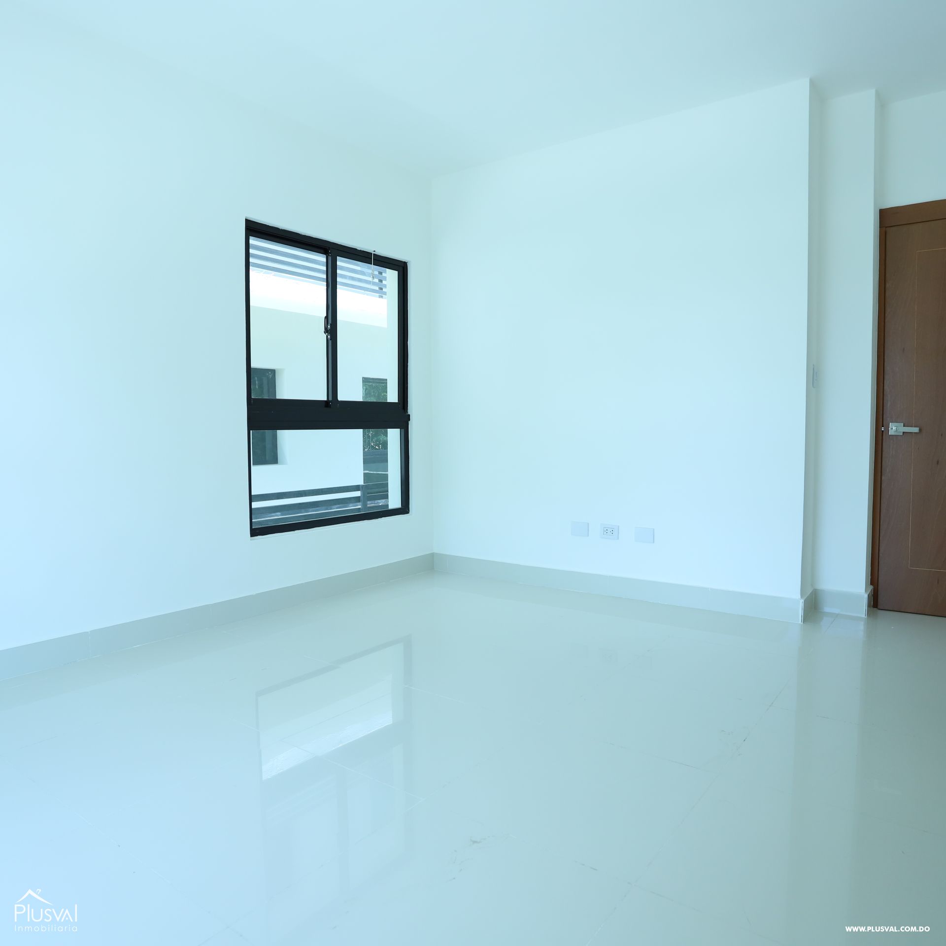 Apartamento en renta de 3 habitaciones ubicado en un piso 7 424930