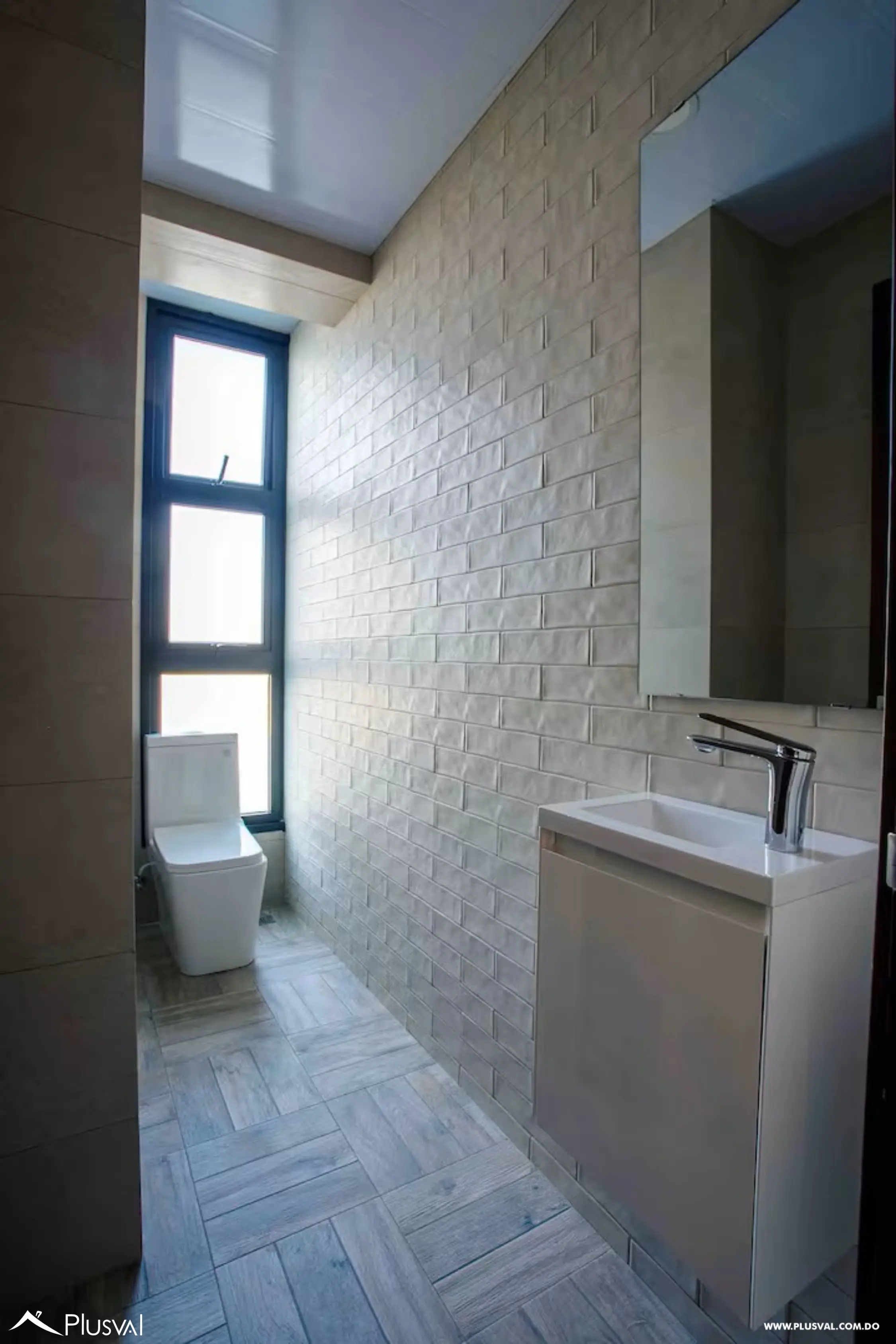 Apartamento acogedor ubicado en La Esmeralda ( Santiago) 481024