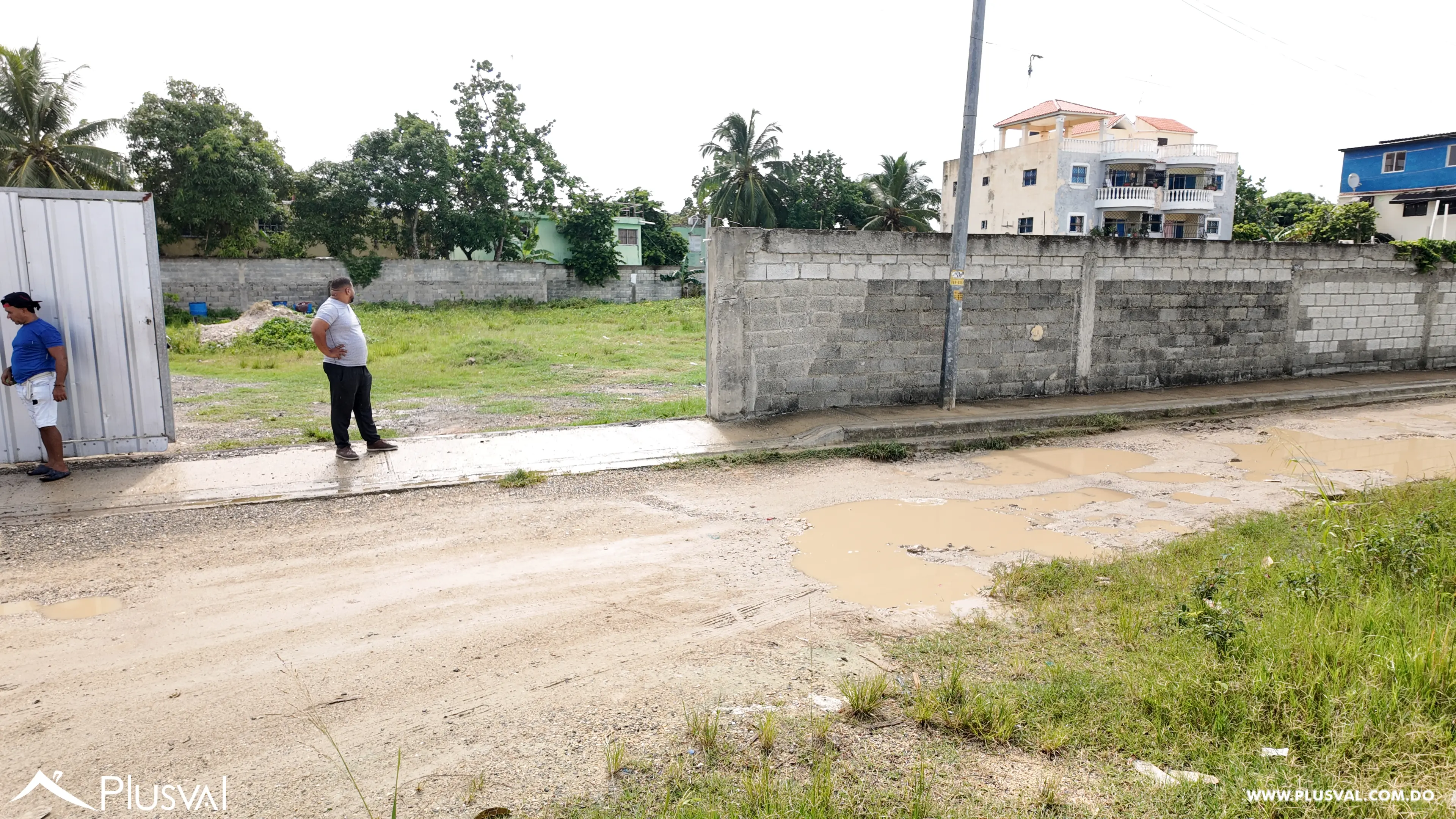 Solar para inversión en venta, ubicado en Santo Domingo Este. 523514
