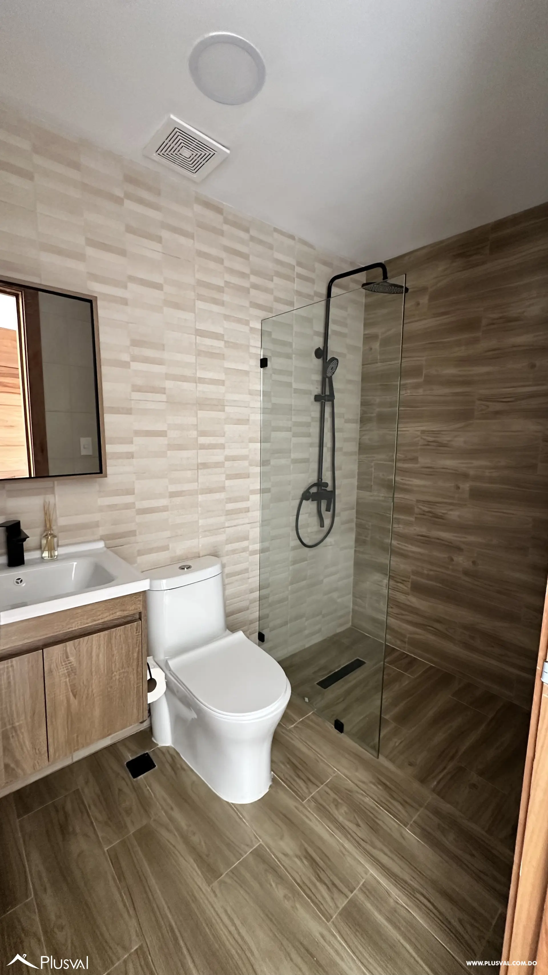 Apartamento en venta en Arroyo Hondo Viejo | 2 habitaciones y 2 parqueos 499763