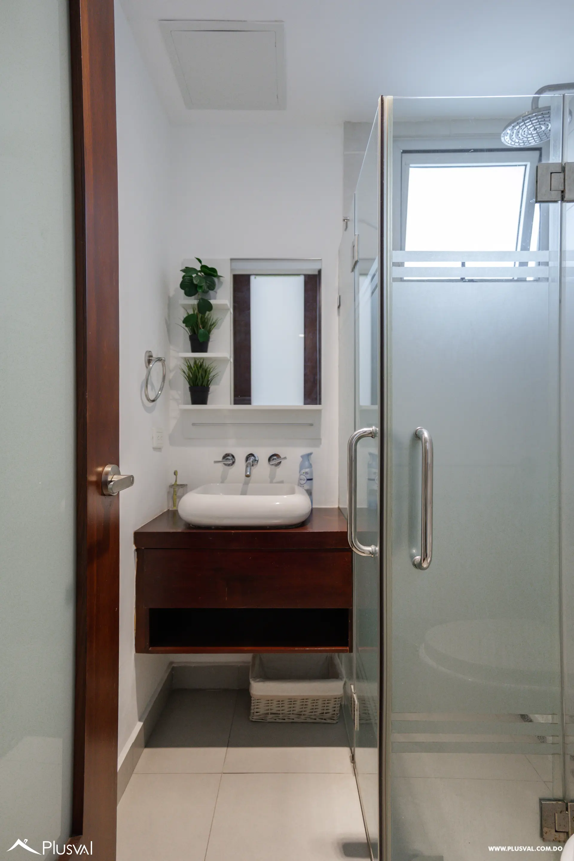 Bello apartamento en venta en Paraiso con  3 habitaciones + Estudio y Terraza 492969