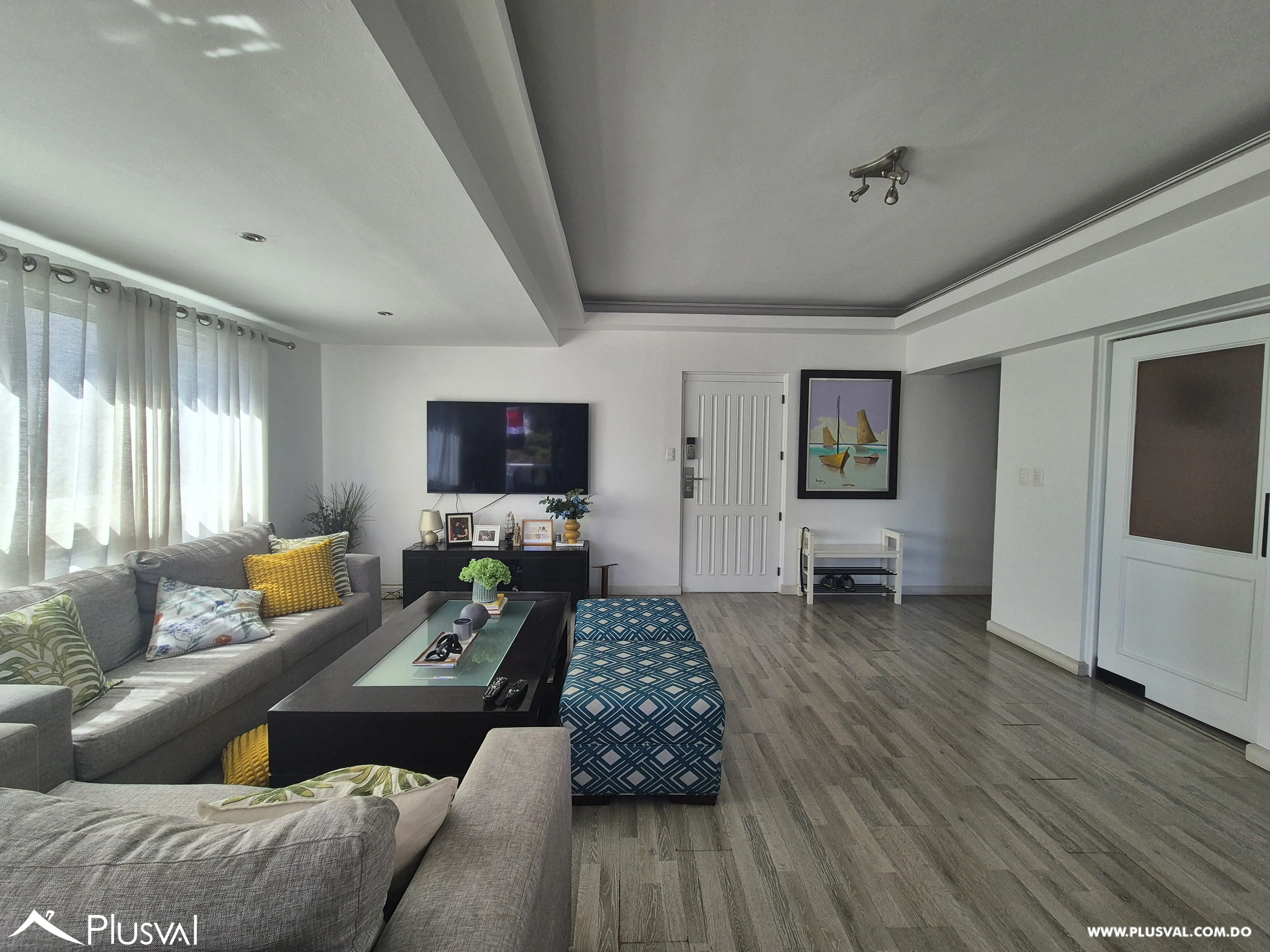 Apartamento en alquiler en Evaristo Morales SIN MOBILIARIO 485775