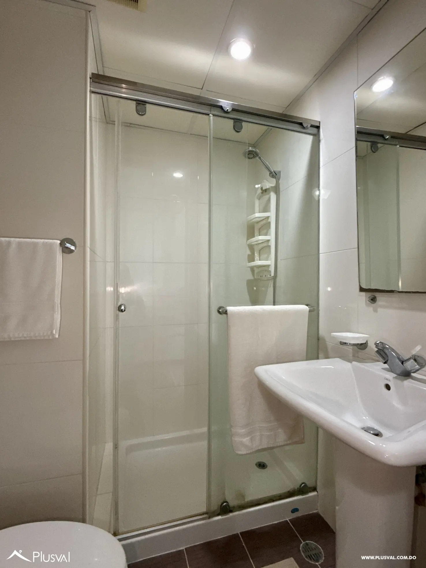 Amplio Apartamento Clásico en Naco, 2 Habs, 2 Parqueos y Área social con piscina 503427