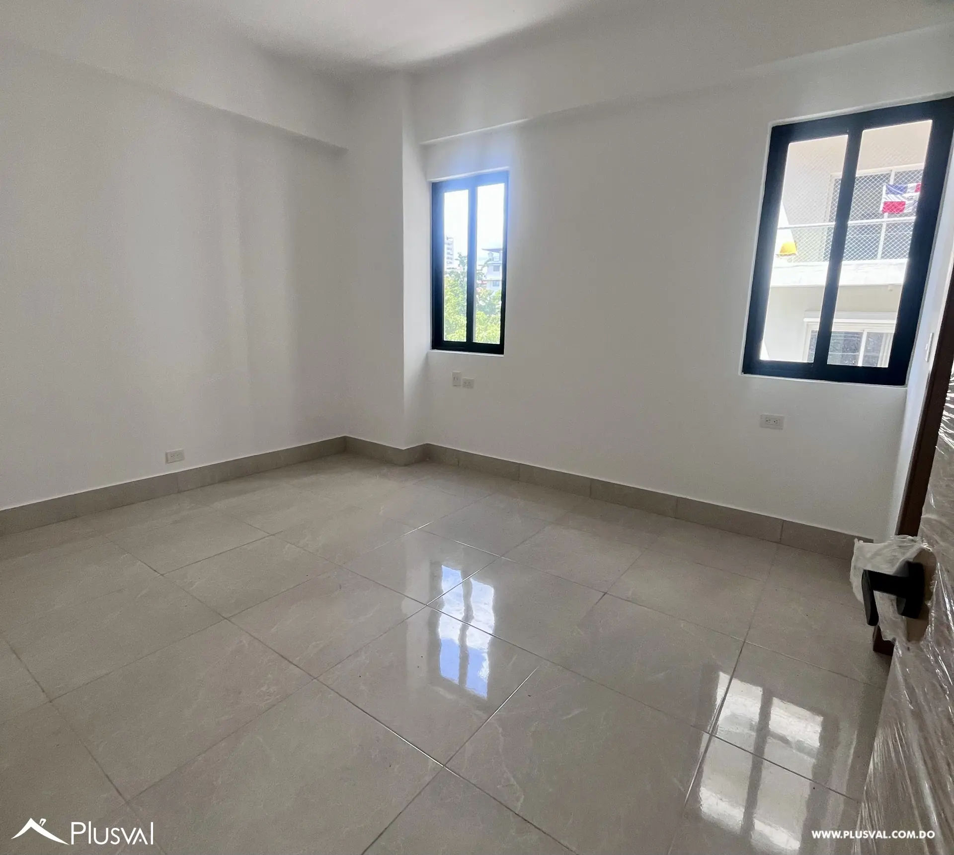 Se alquila apartamento nuevo a estrenar en serrallés de 1 habitación con línea blanca 493381