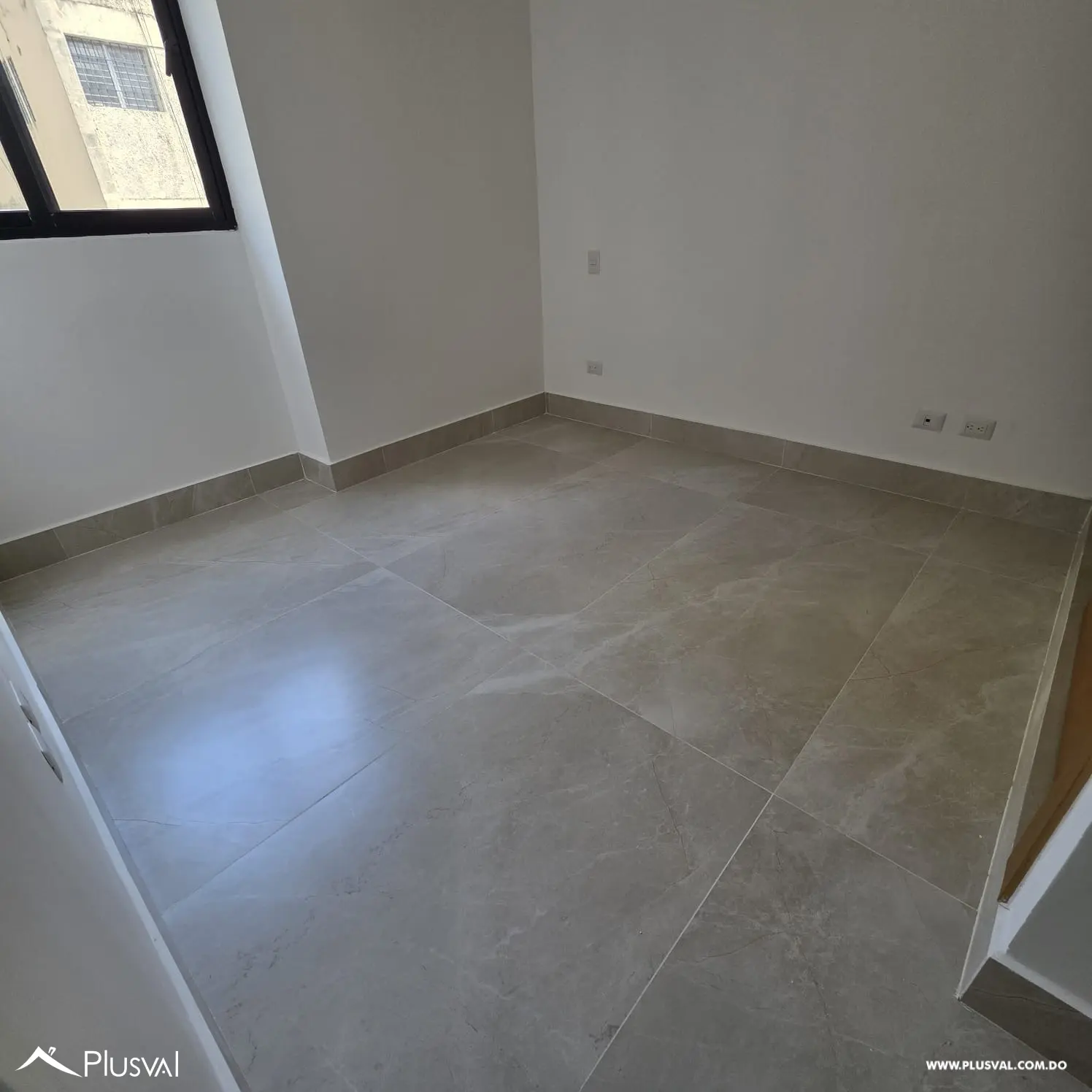 Apartamento de 2 habitaciones en alquiler. 461554