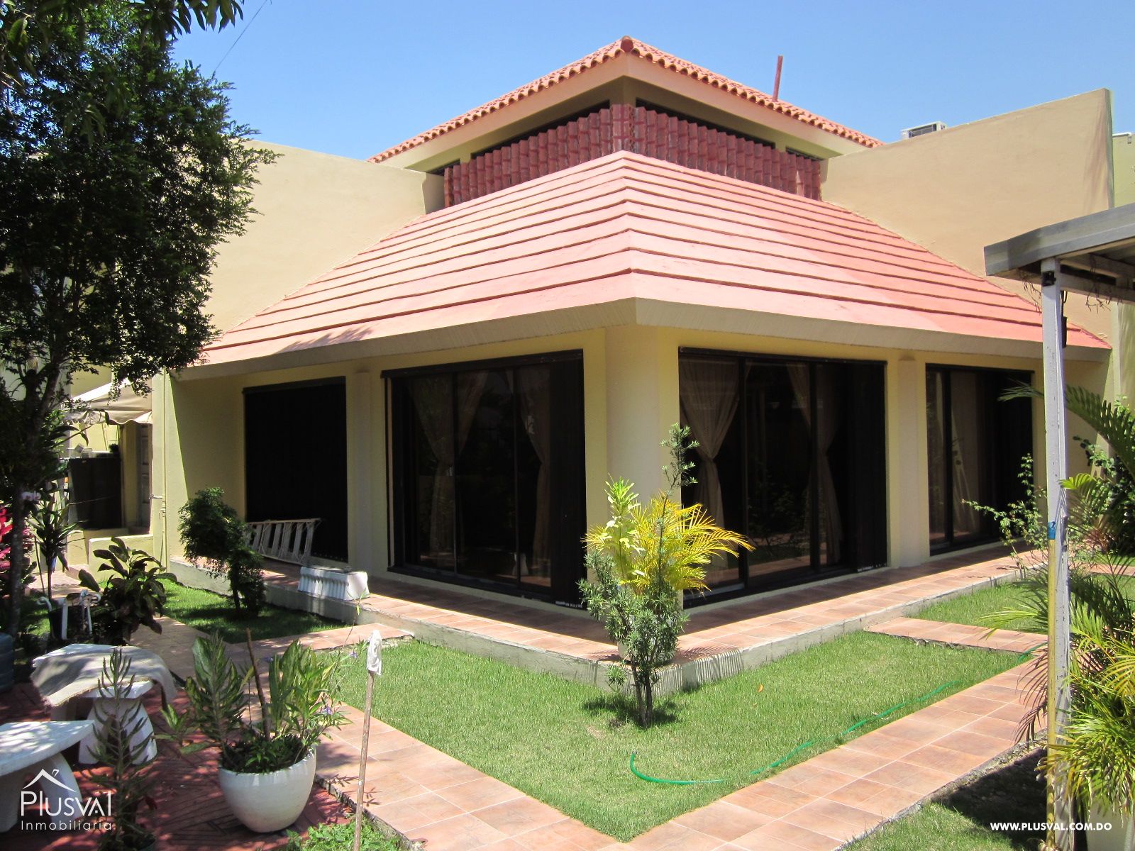 Amplia Casa en venta Cuesta Hermosa 293343