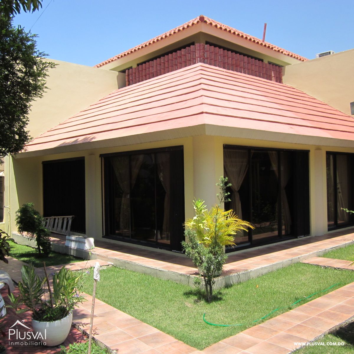 Amplia Casa en venta Cuesta Hermosa 293343
