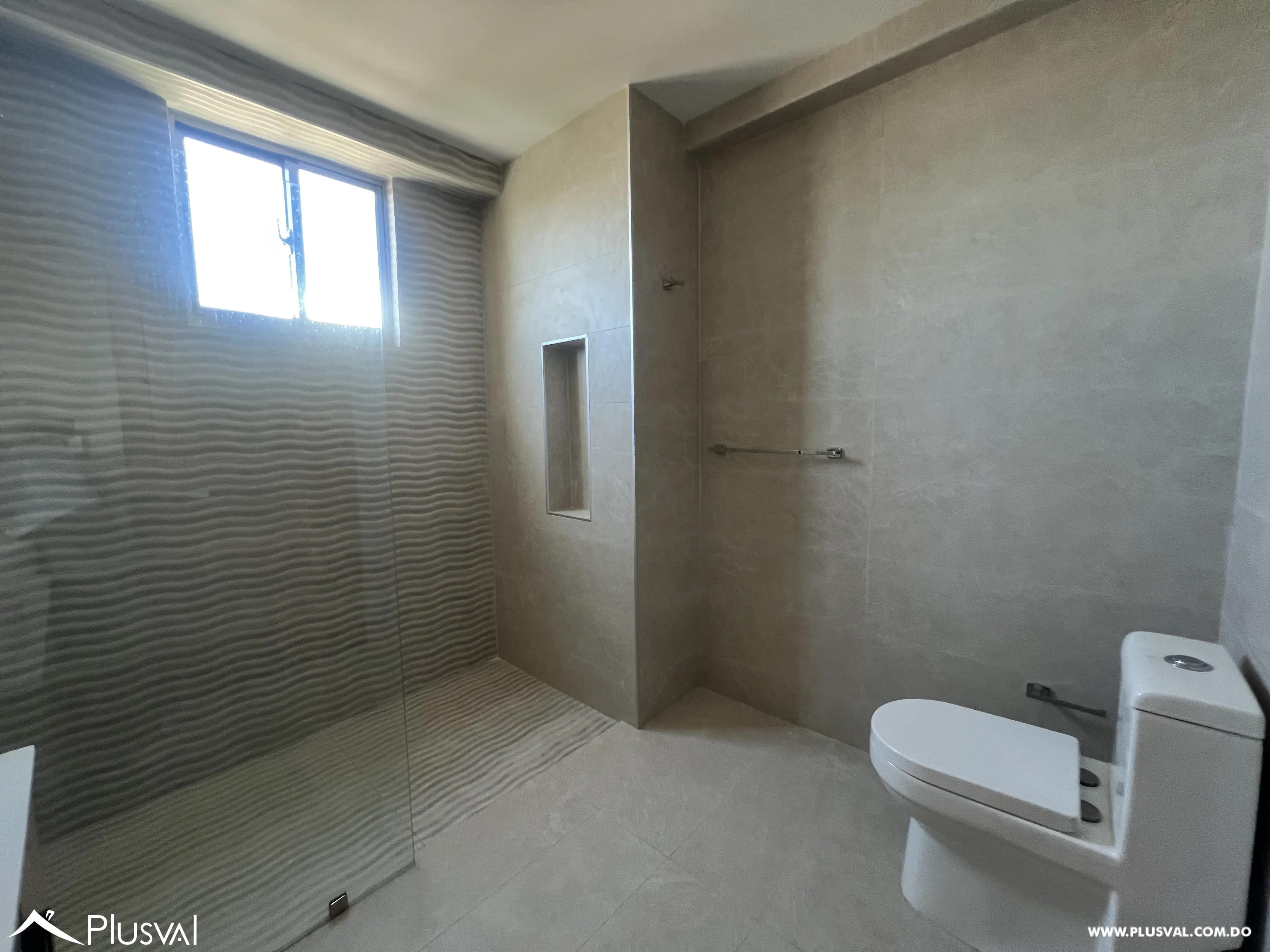 Exclusivo apartamento en alquiler en los Cacicazgos 478095