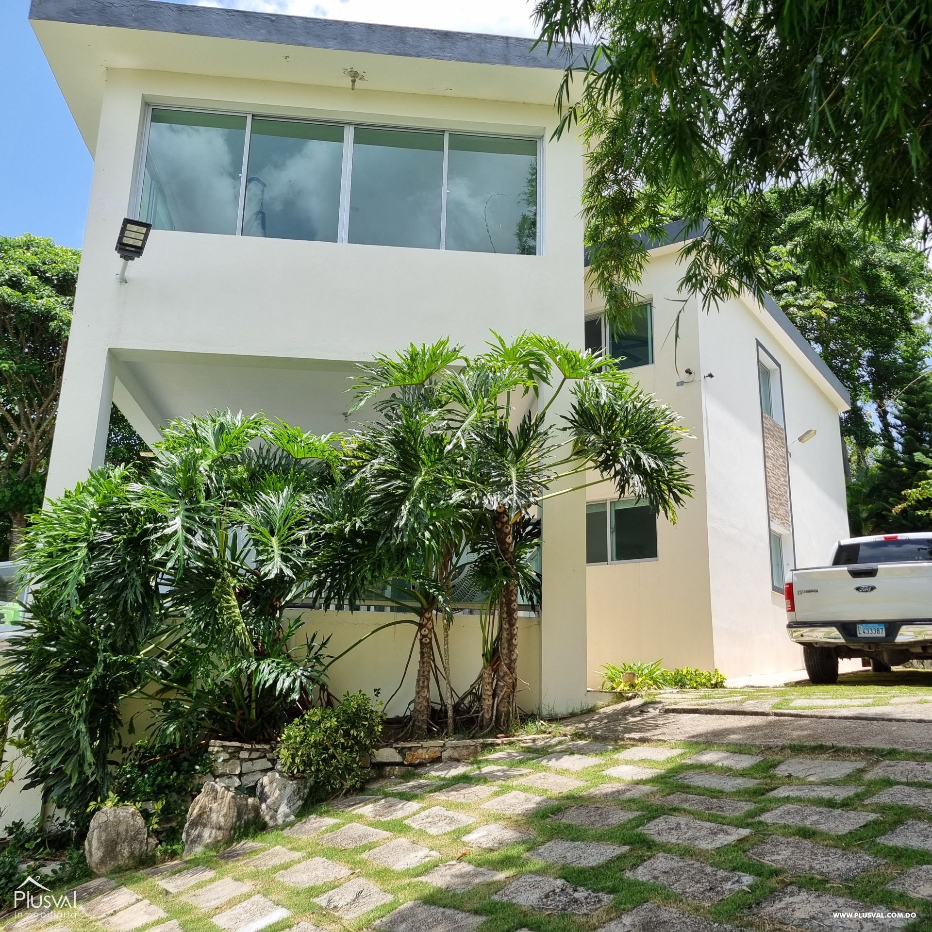 Villa de Tres Niveles en La Colonia, San Cristobal 365620