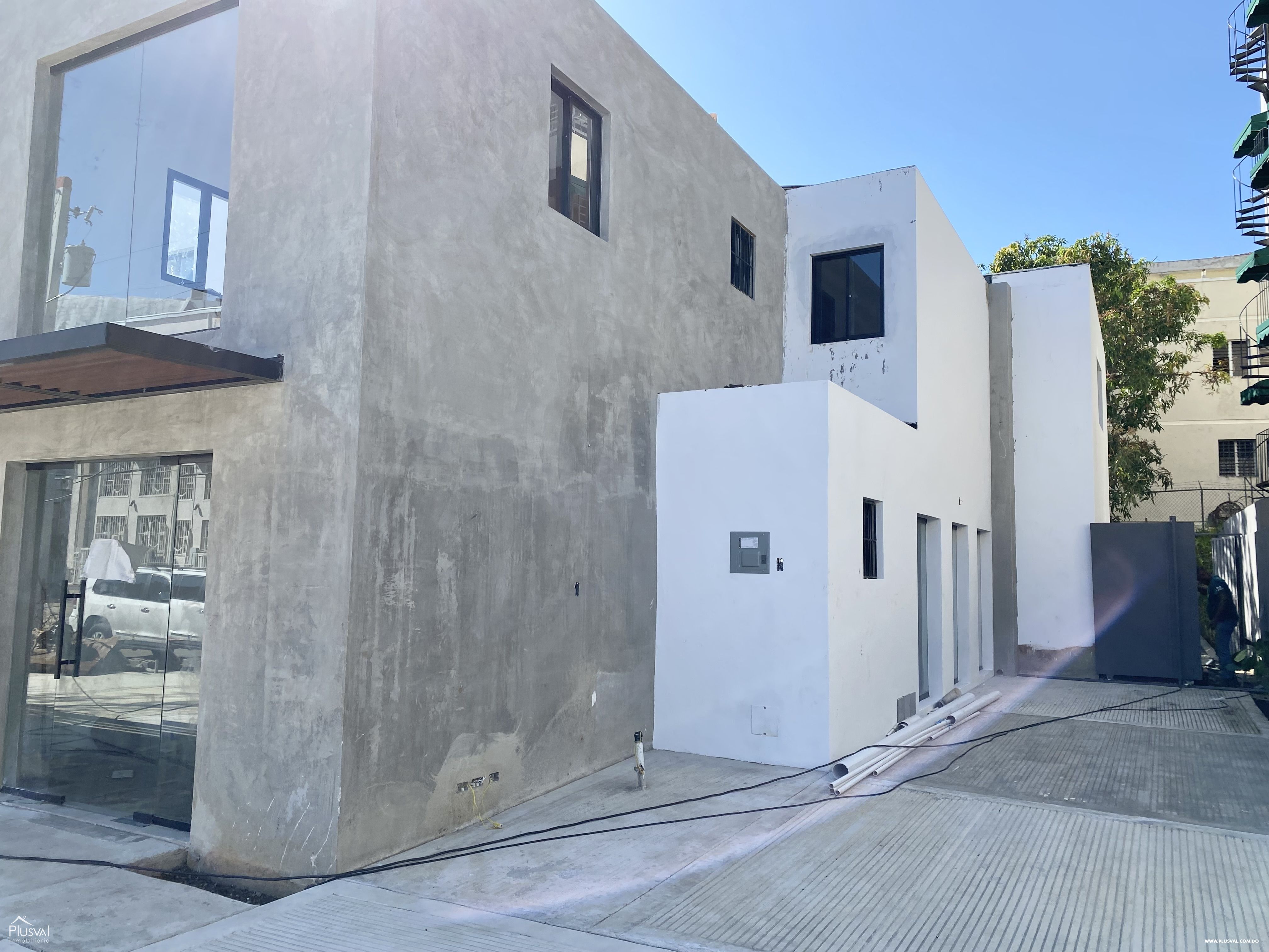 Locales en alquiler en la Urbanización Fernández 252597