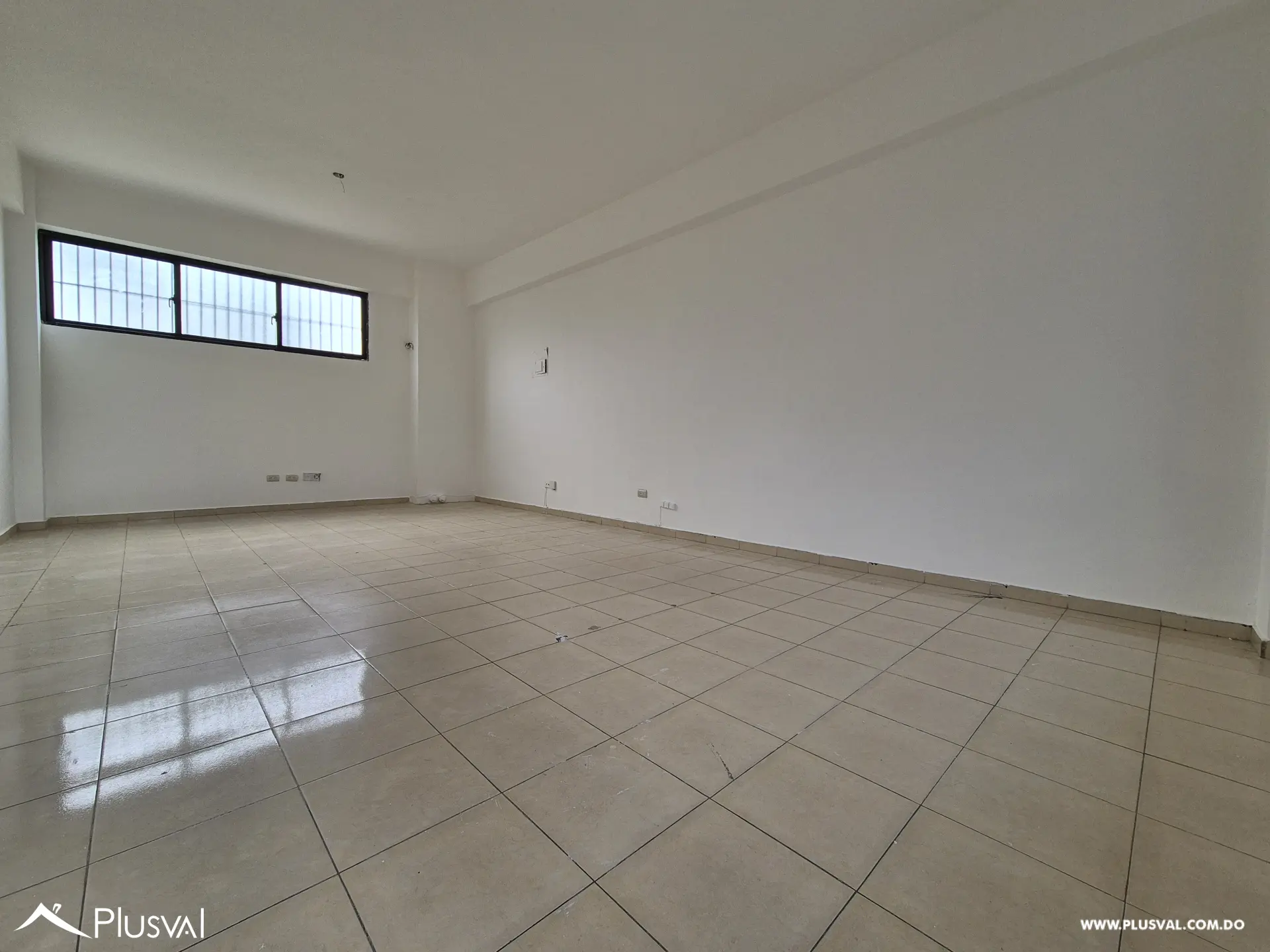 Local comercial en alquiler en Las Praderas 521699