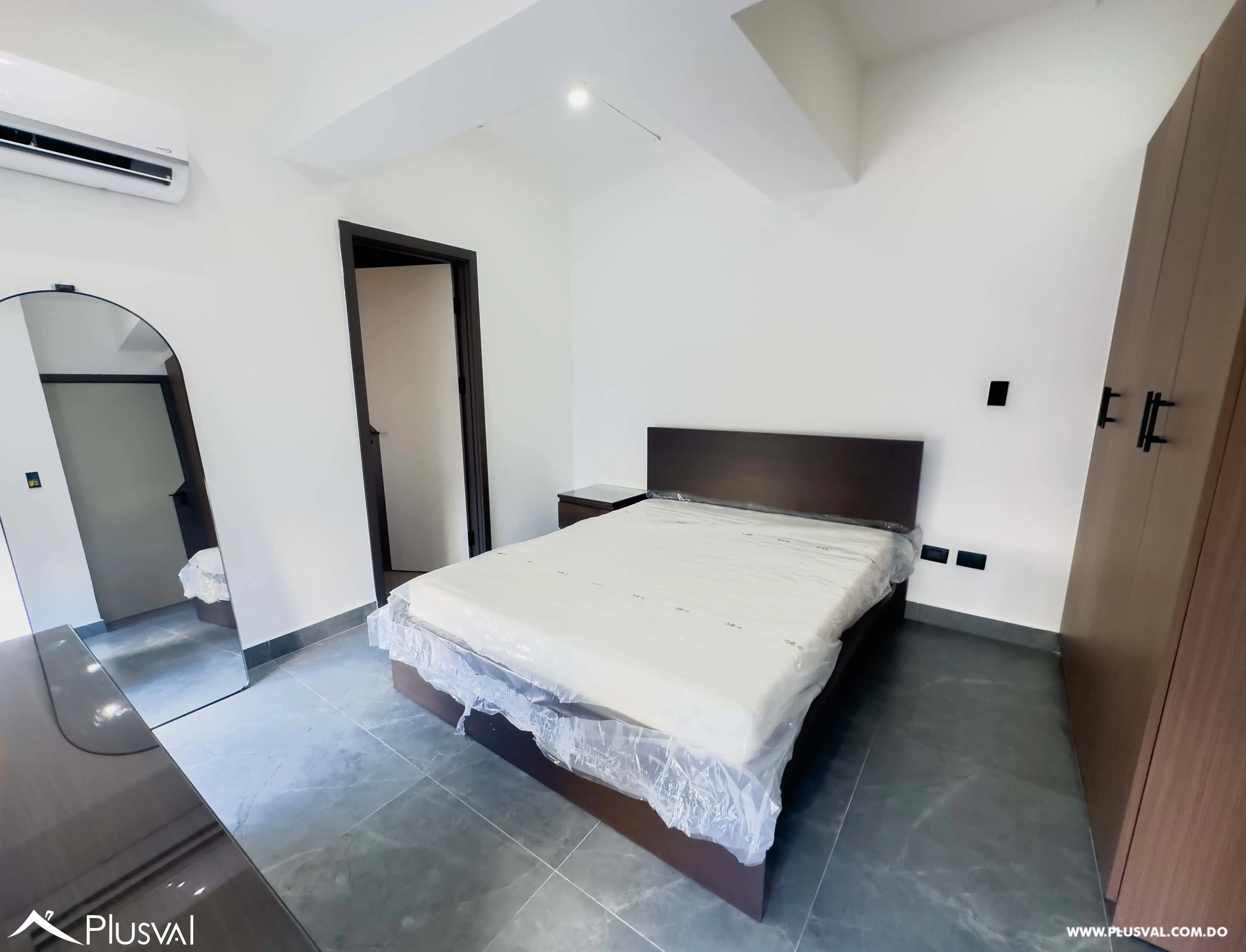 Apartamento en alquiler amueblado en El Vergel. 528429