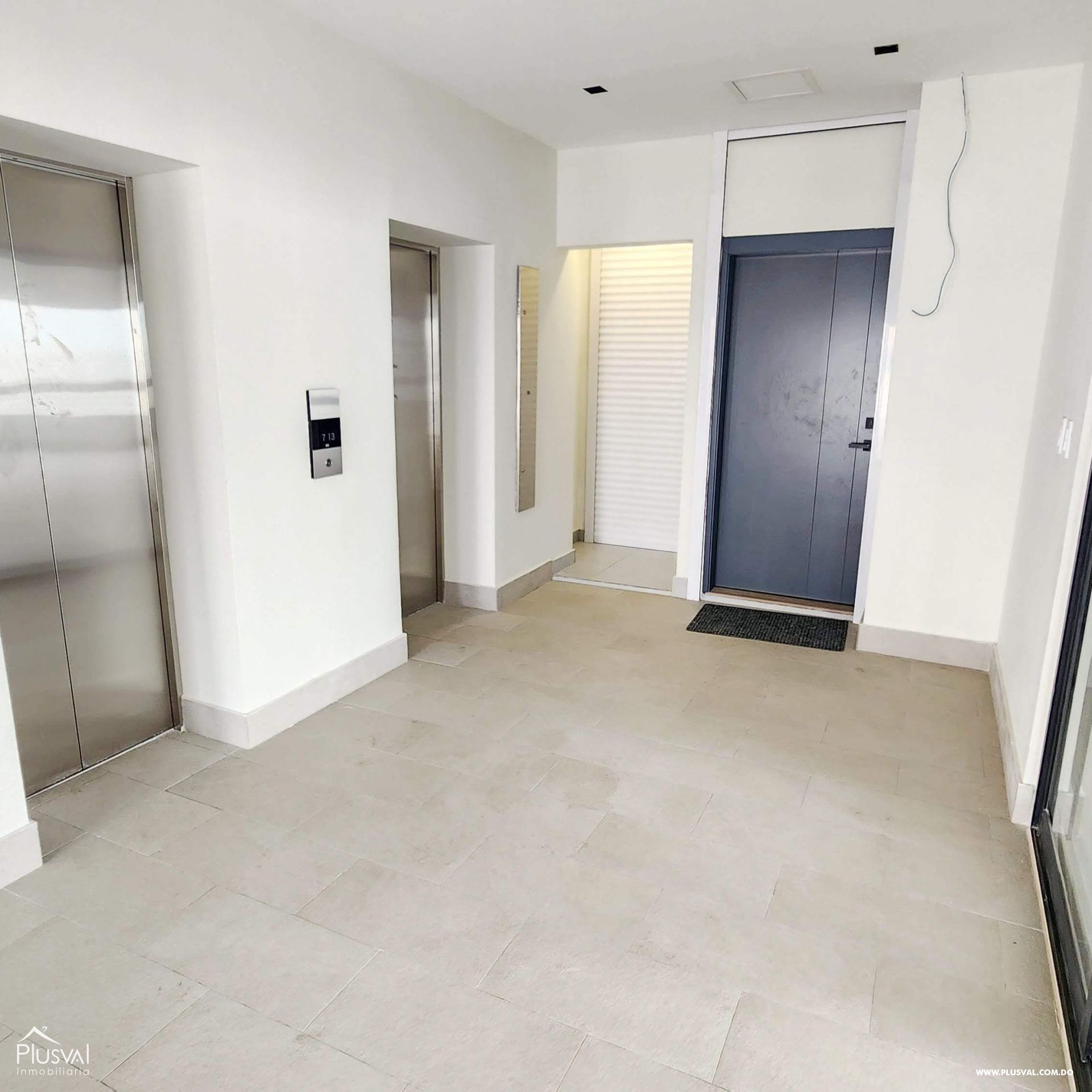 Apartamento piso alto con LB completa 383116
