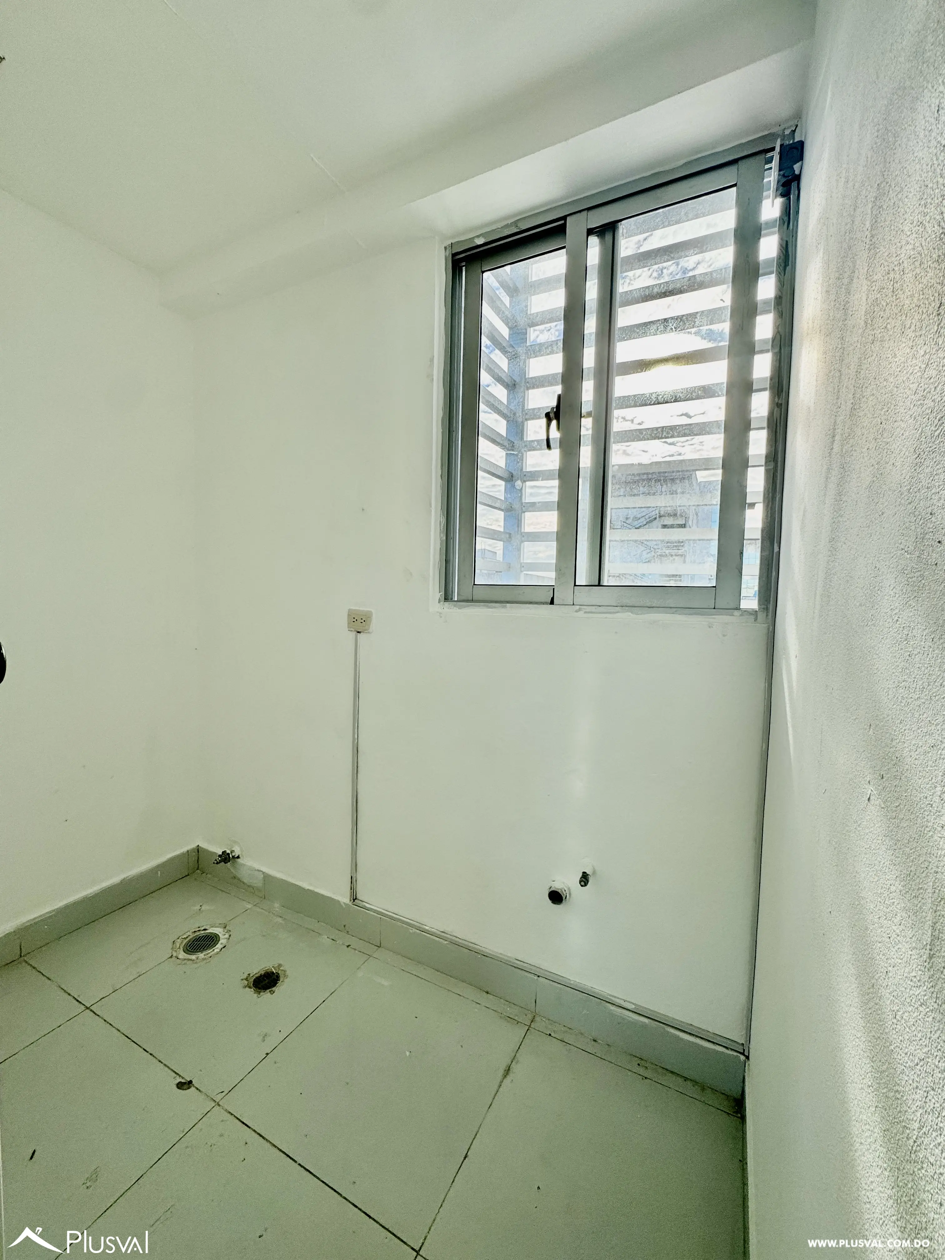 Alquiler de Local Comercial en Los Prados 484858