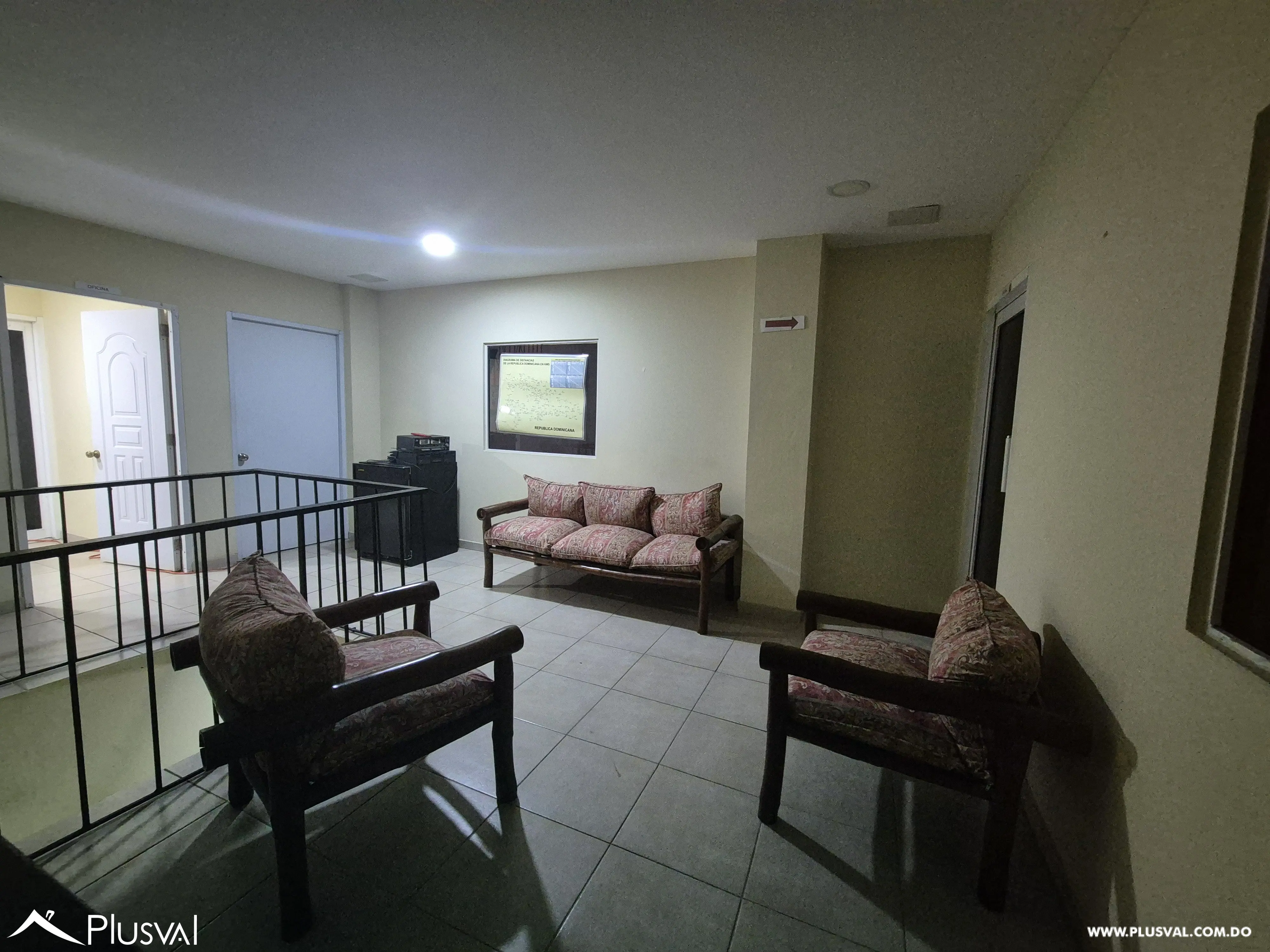 Edificio comercial en venta en Villa Juana 484119