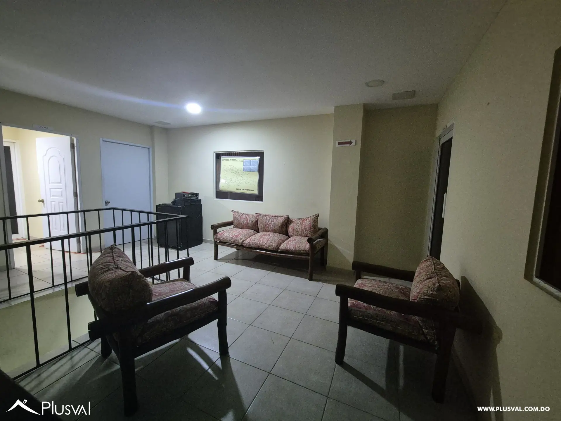Edificio comercial en venta en Villa Juana 484119