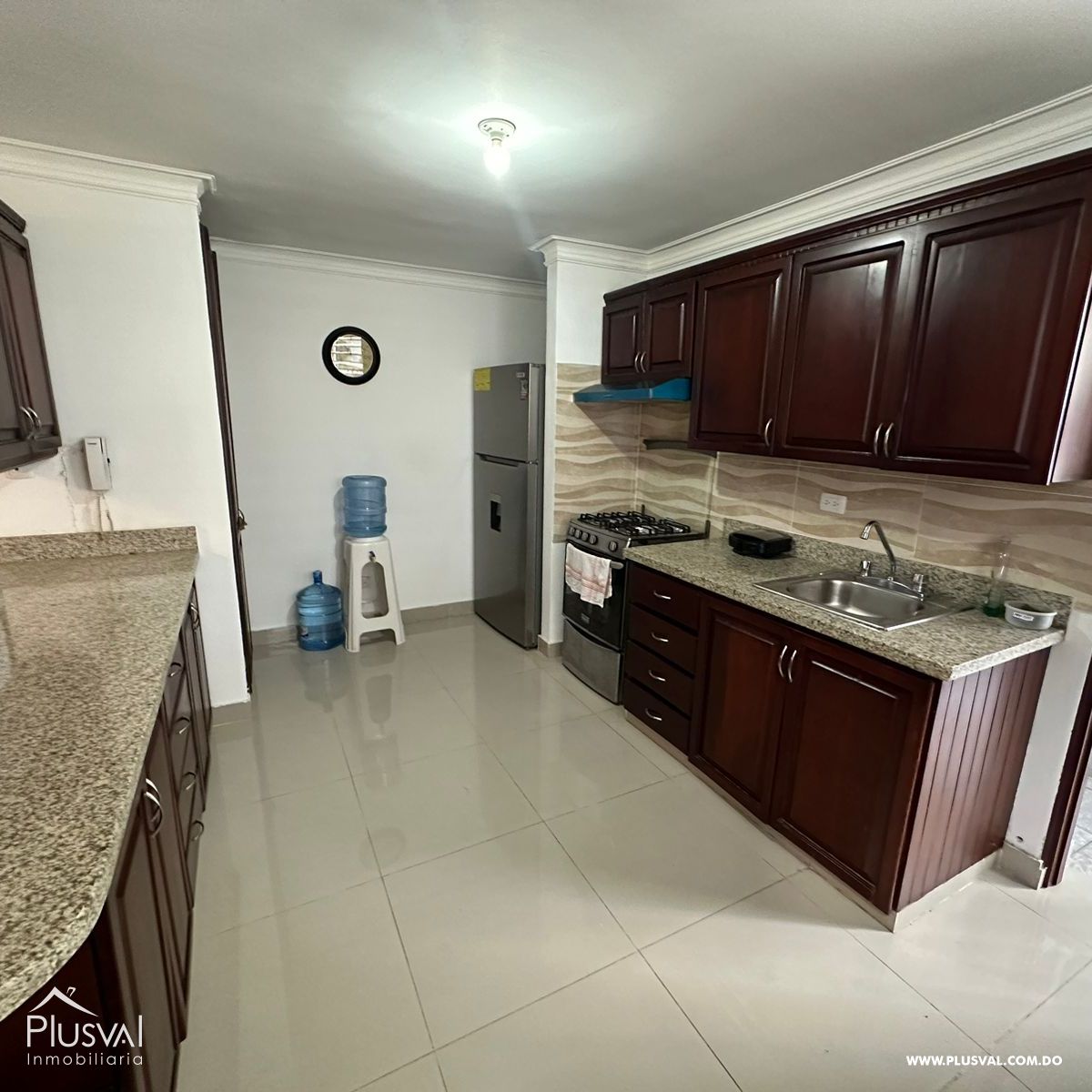Apartamento 2do. Nivel en Evaristo Morales 387852