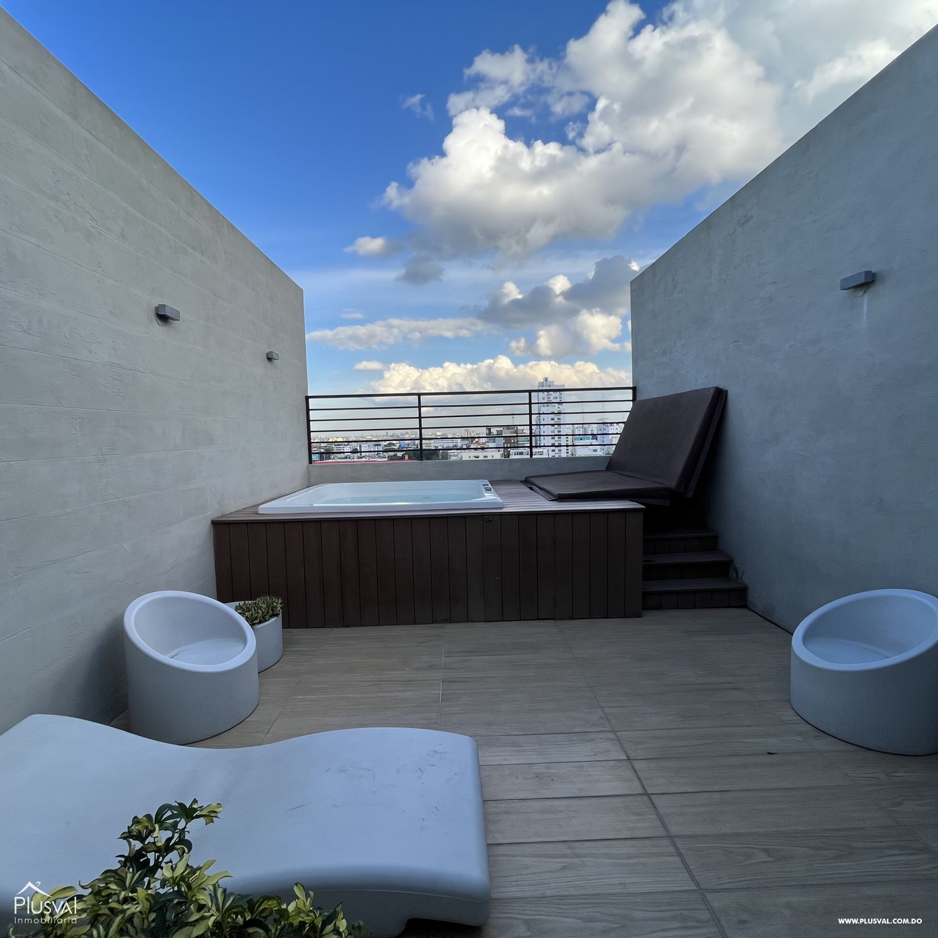 Amplio apartamento en el centro del sector de Serralles 327730