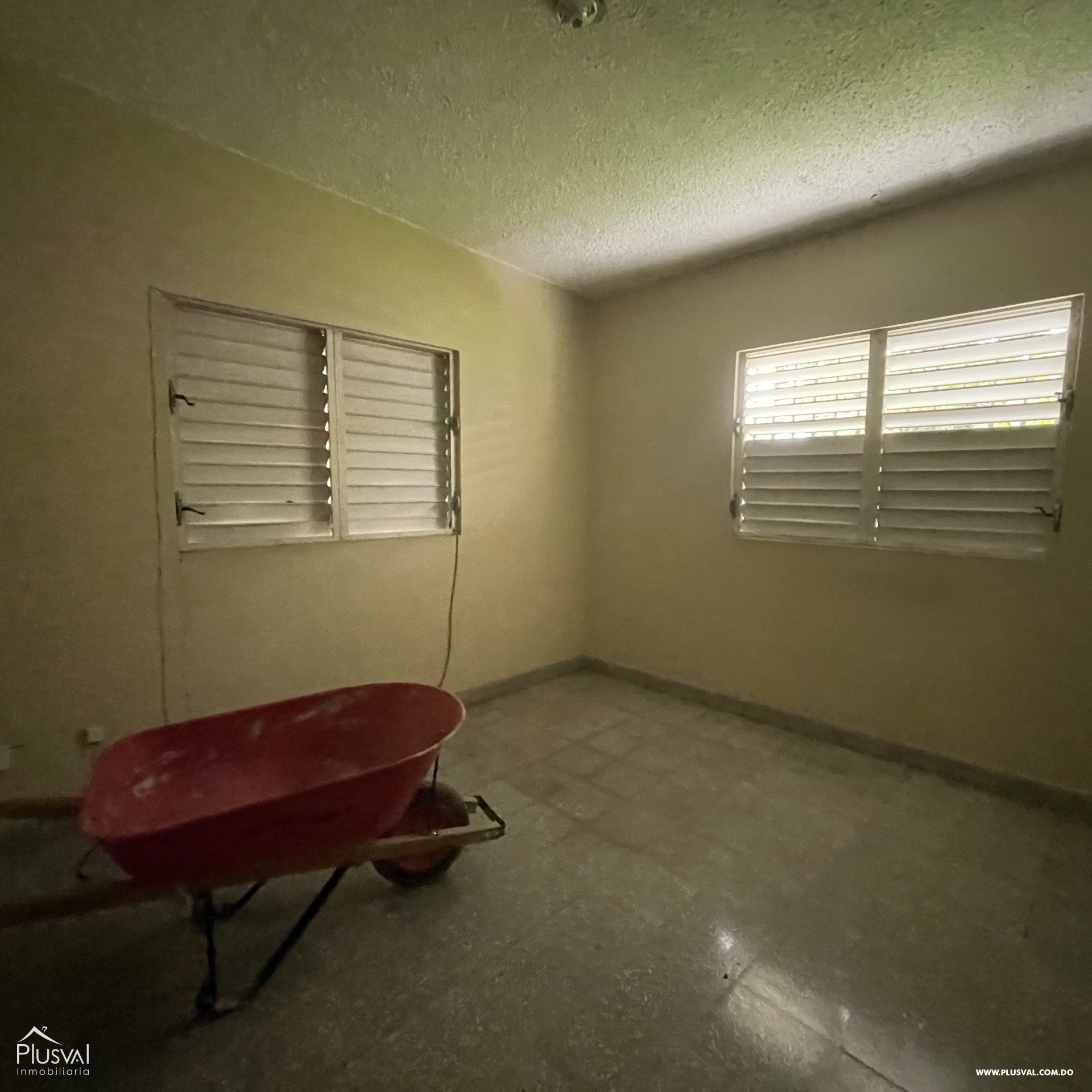 Casa en alquiler en Los Prados para fines comerciales 364248