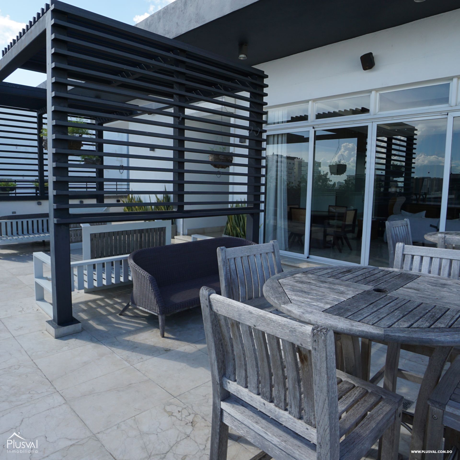 Apartamento en ALQUILER totalmente AMUEBLADO. 405836