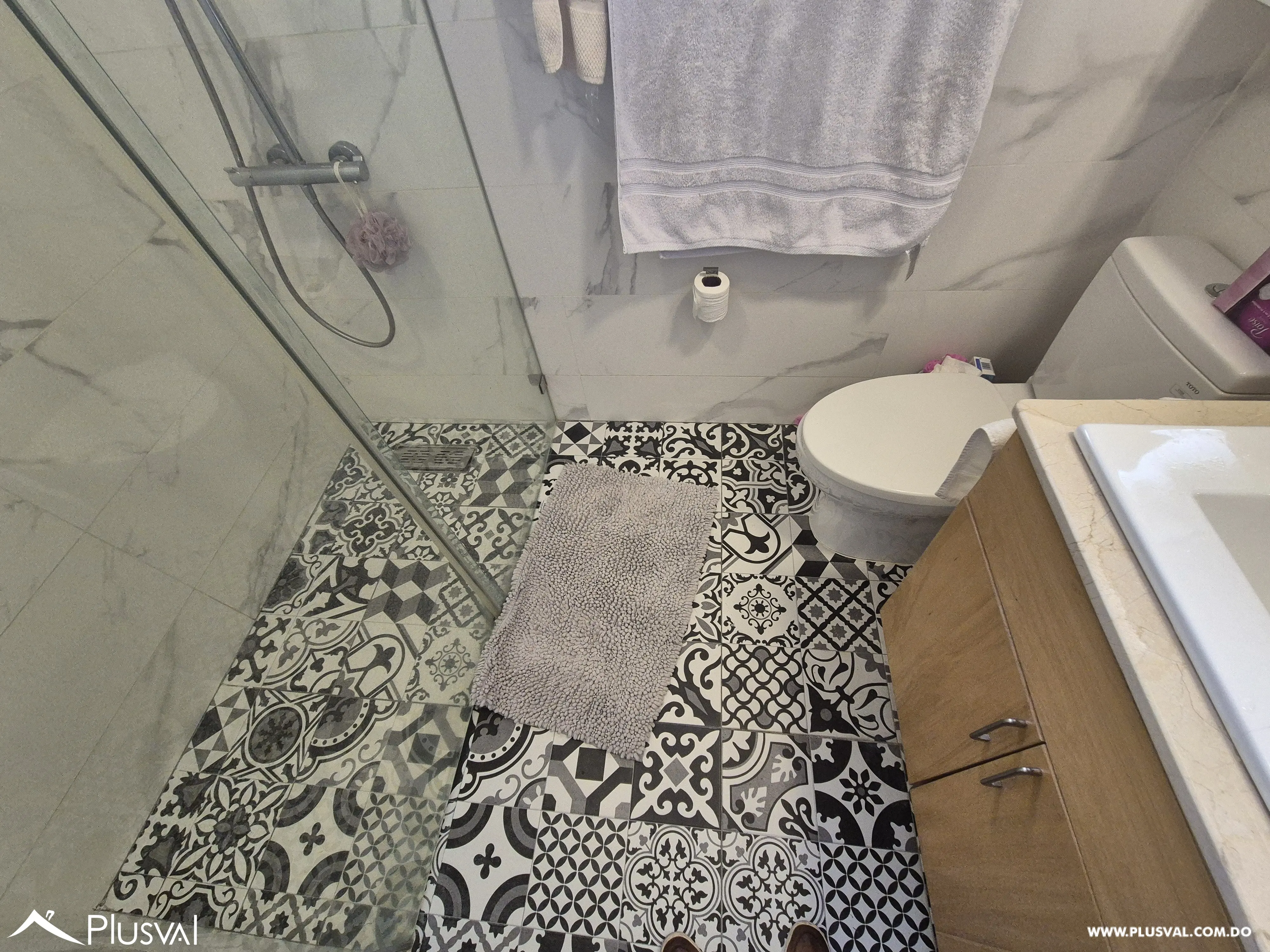 Apartamento uno por piso en venta en Serralles en piso alto 456292