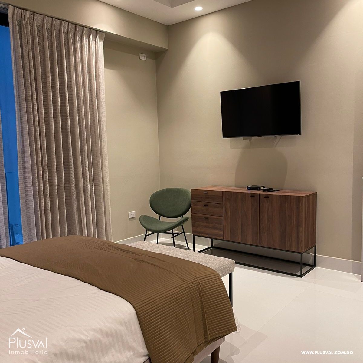 Apartamento de 1 habitación en alquiler + estudio amueblado en Piantini 289498