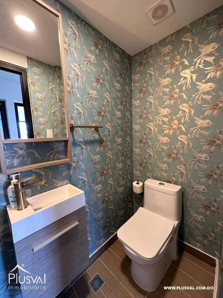 En Piantini , local en 2do piso en alquiler . Solo ofic administrativas 276007