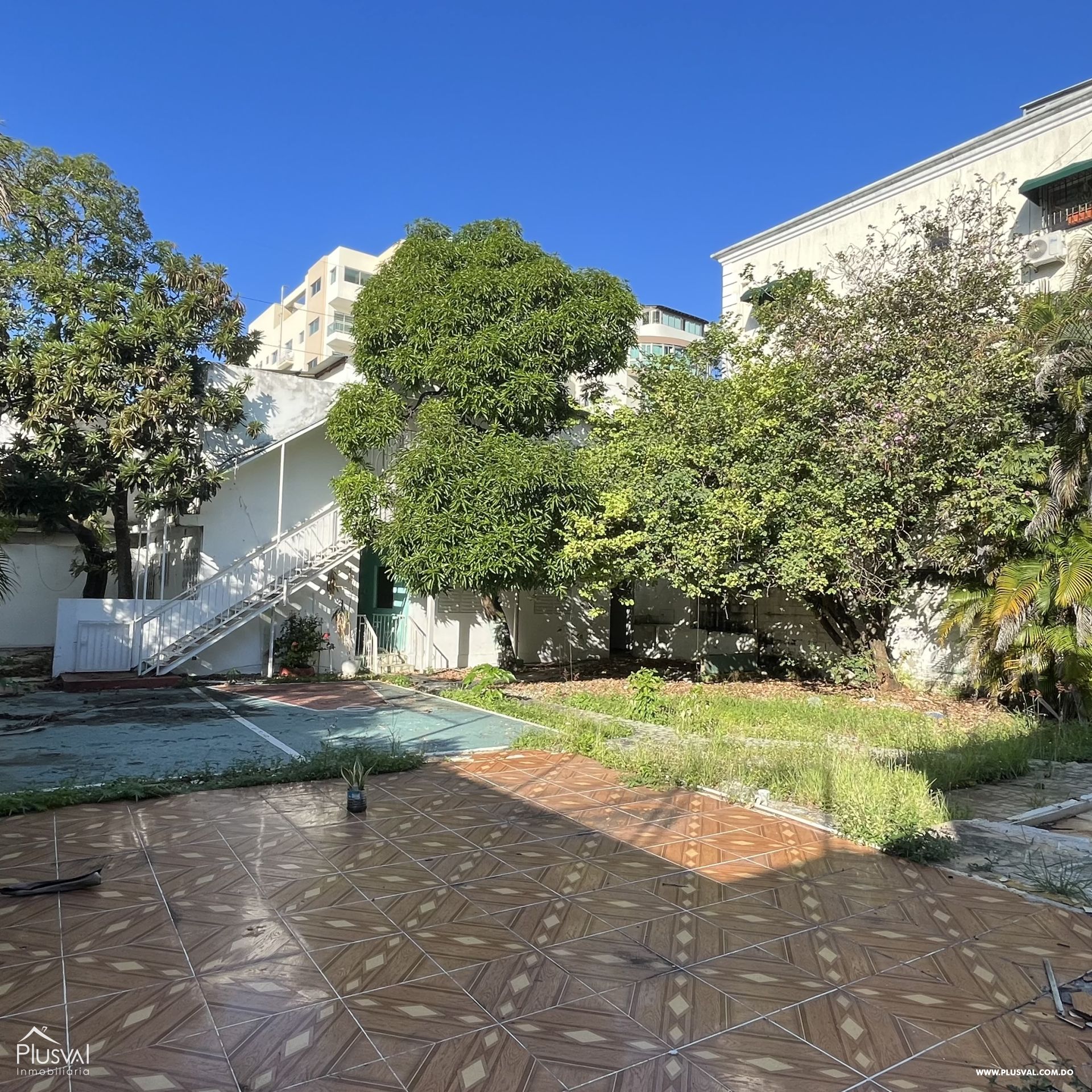 Casa para uso comercial en alquiler en Bella Vista 404867