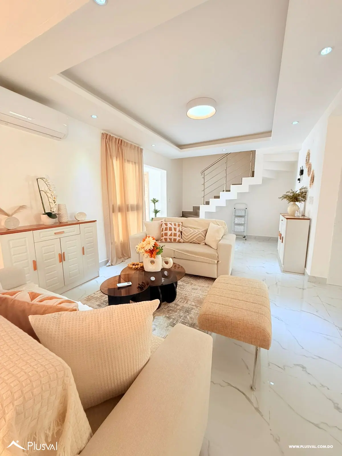 Alquiler de Villa con patio y piscina totalmente amueblado 470242